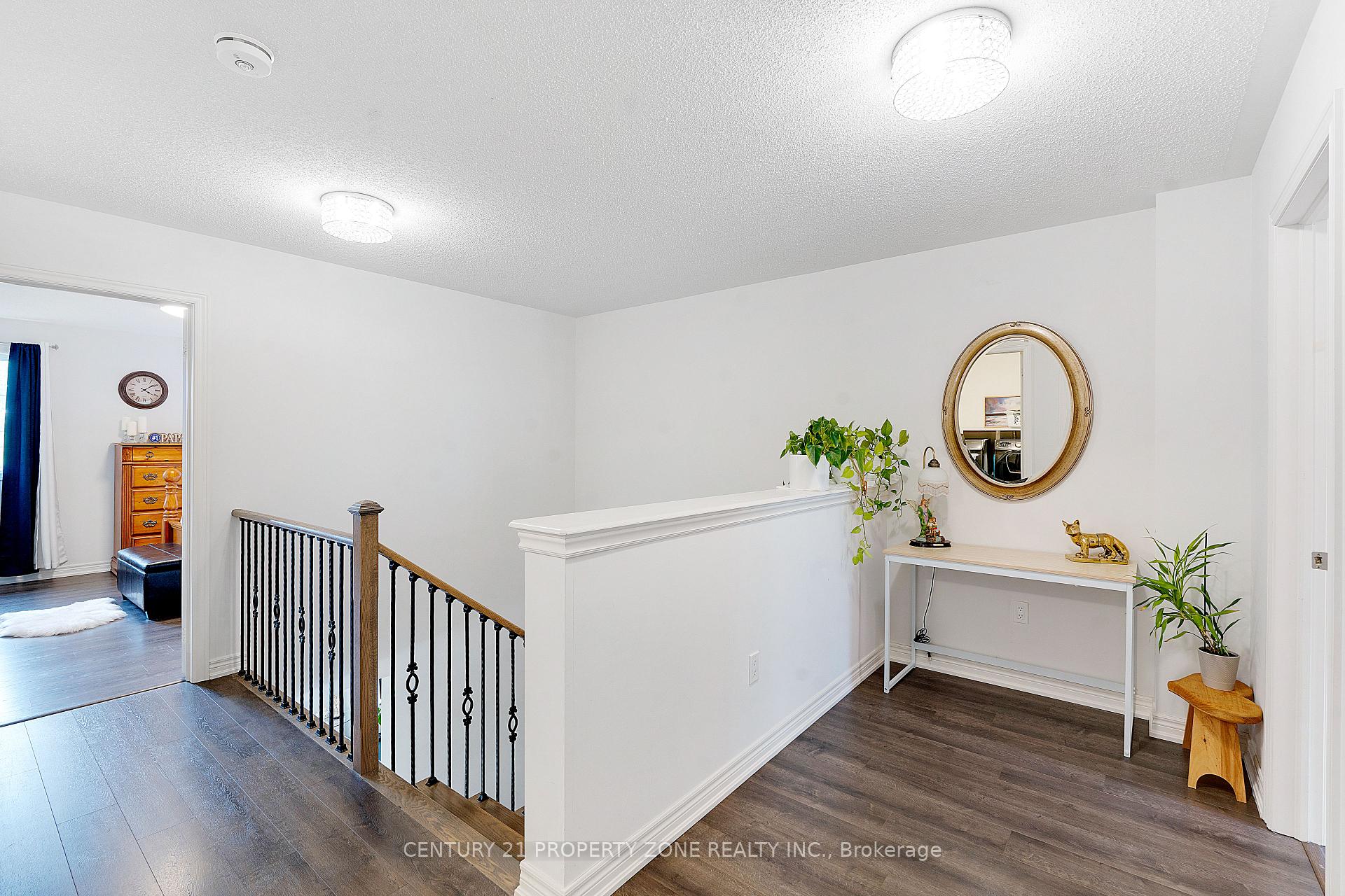 Photo 18 of 71 Riverwalk Drive, Hamilton, Waterdown — HOMEH
