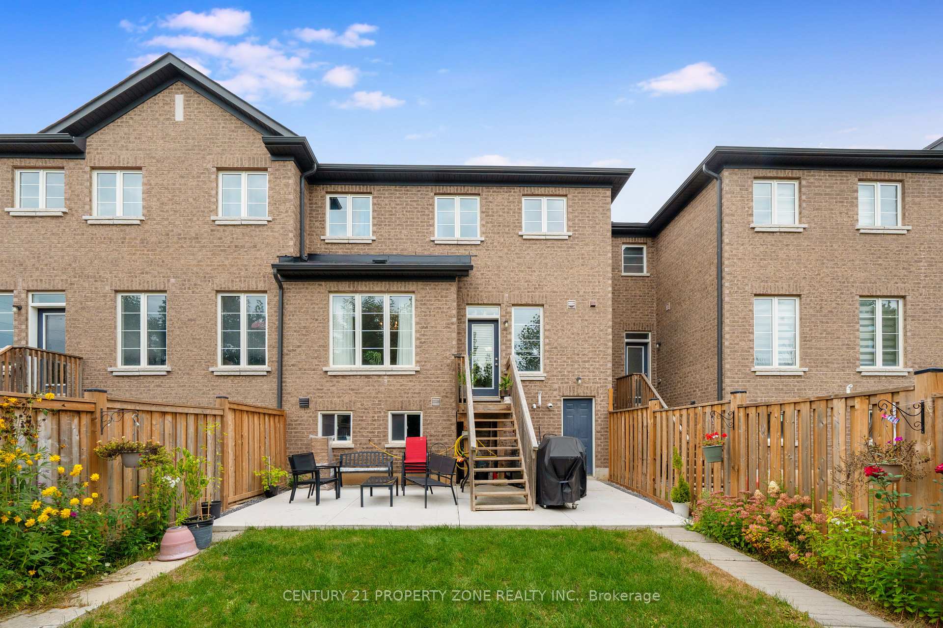 Photo 30 of 71 Riverwalk Drive, Hamilton, Waterdown — HOMEH
