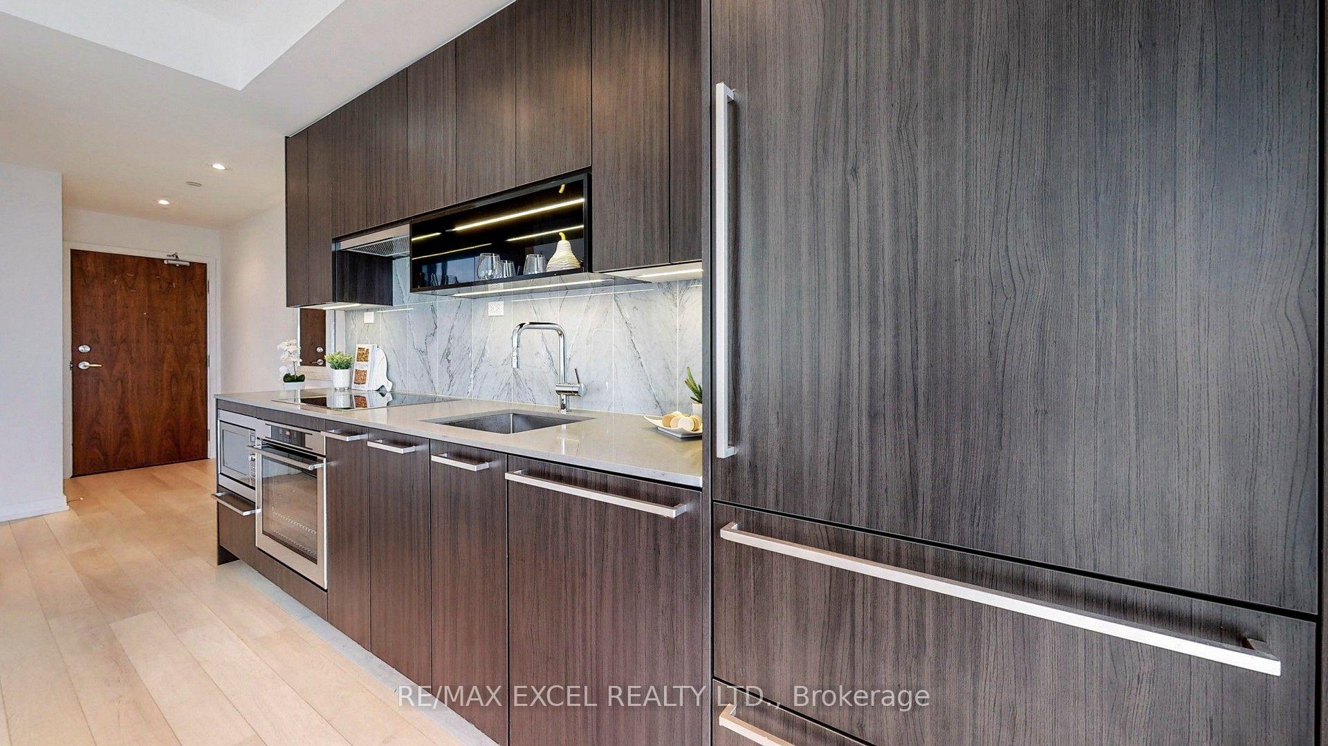Photo 2 of Unit 3510, 115 McMahon Drive, North York, Bayview Village — HOMEH