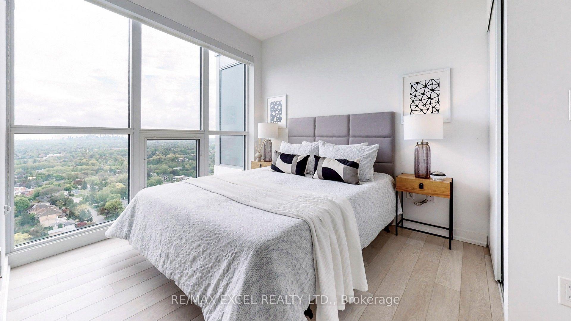 Photo 8 of Unit 3510, 115 McMahon Drive, North York, Bayview Village — HOMEH