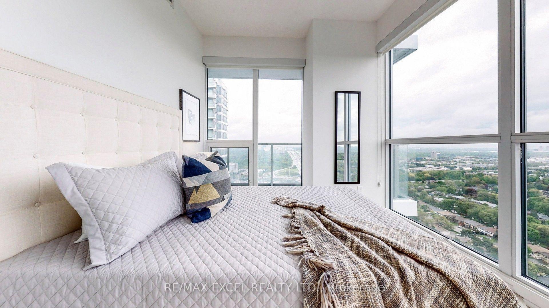 Photo 18 of Unit 3510, 115 McMahon Drive, North York, Bayview Village — HOMEH