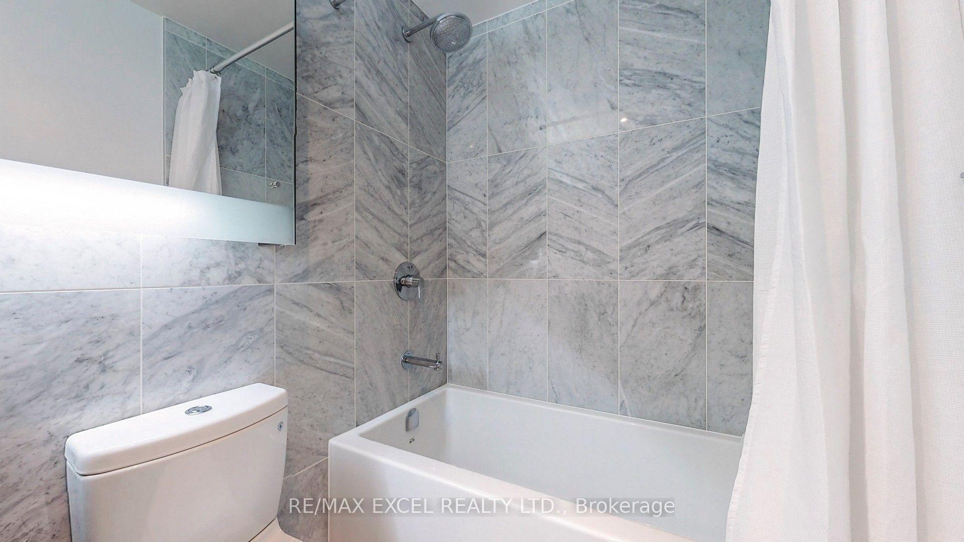 Photo 21 of Unit 3510, 115 McMahon Drive, North York, Bayview Village — HOMEH
