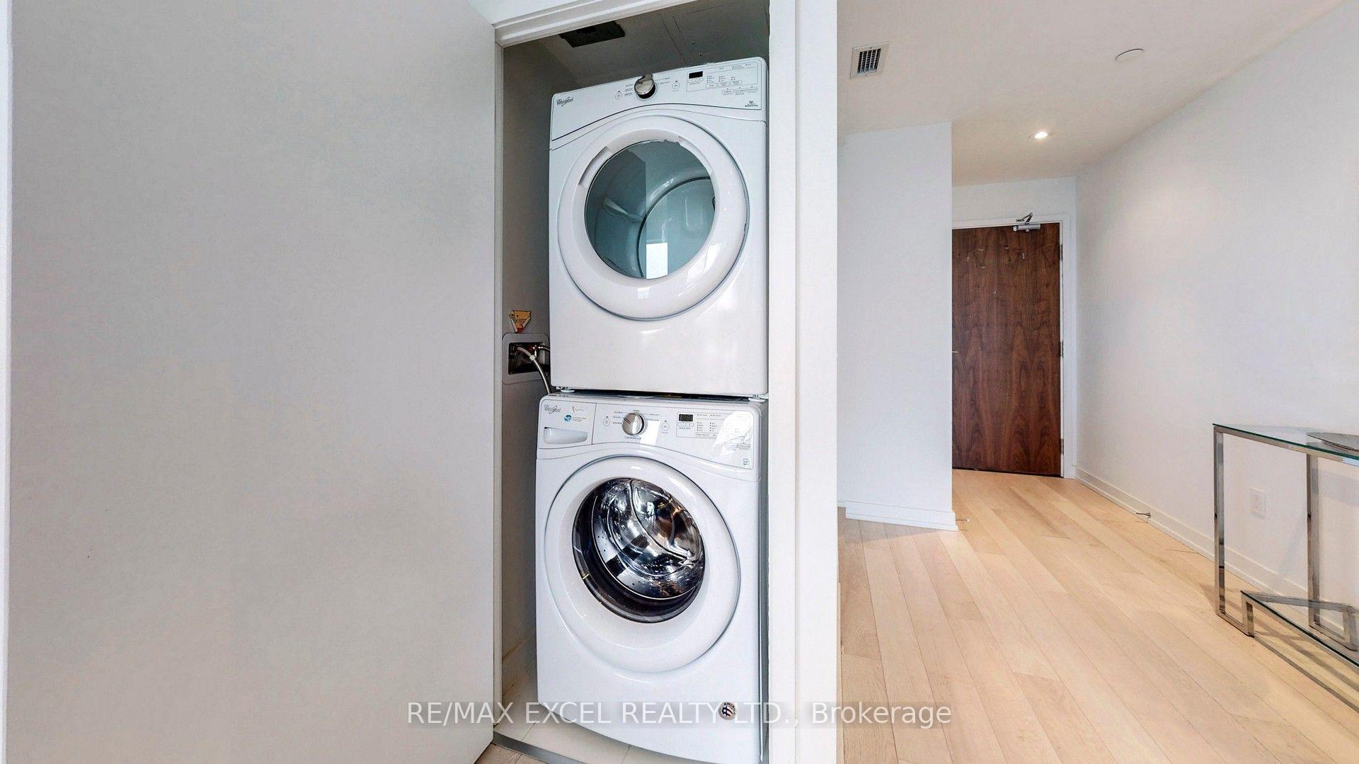 Photo 25 of Unit 3510, 115 McMahon Drive, North York, Bayview Village — HOMEH