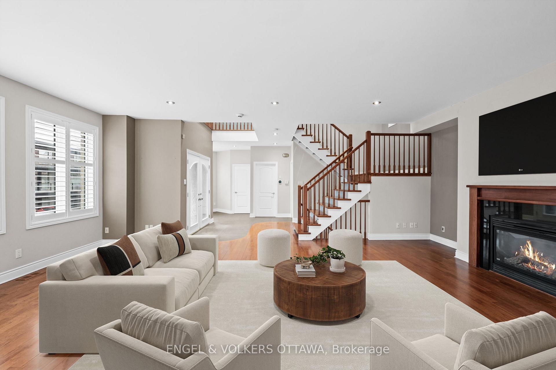 Photo 5 of 249 Atlantis Avenue, Ottawa, Westboro West — HOMEH