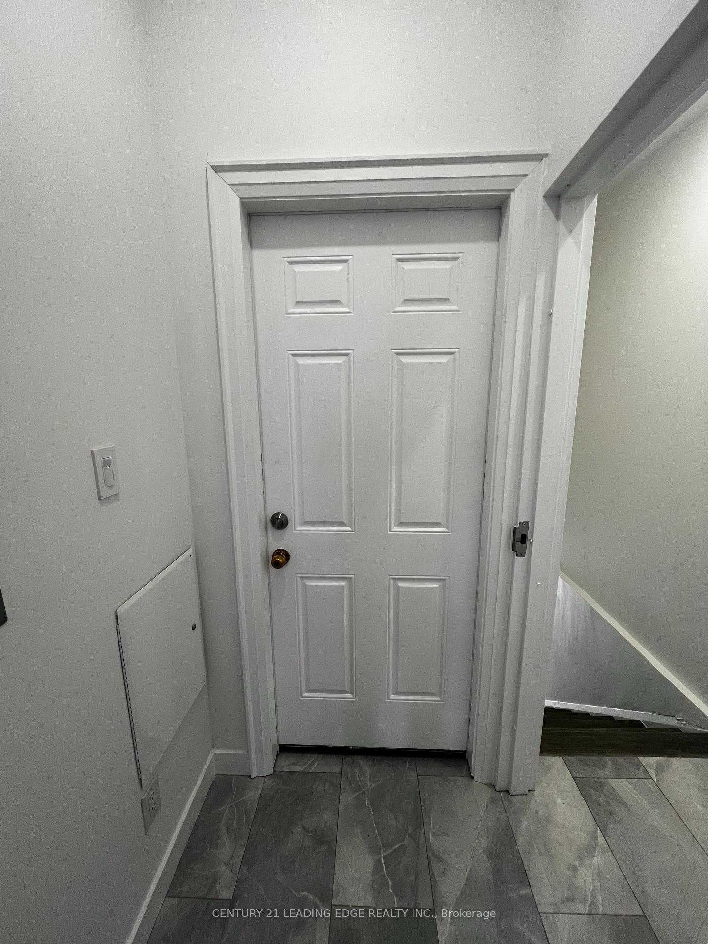 Photo 21 of Unit Unit B, 1375 Bathurst Street, Toronto, Casa Loma — HOMEH