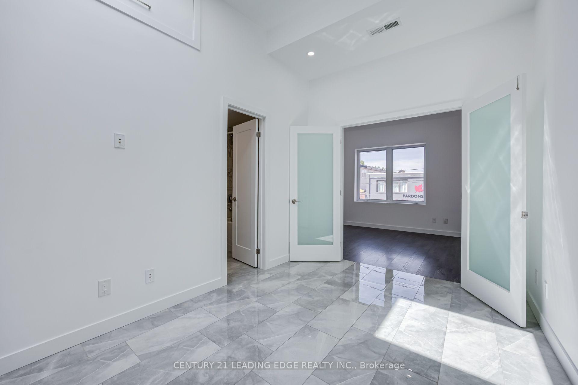 Photo 4 of Unit Unit B, 1375 Bathurst Street, Toronto, Casa Loma — HOMEH