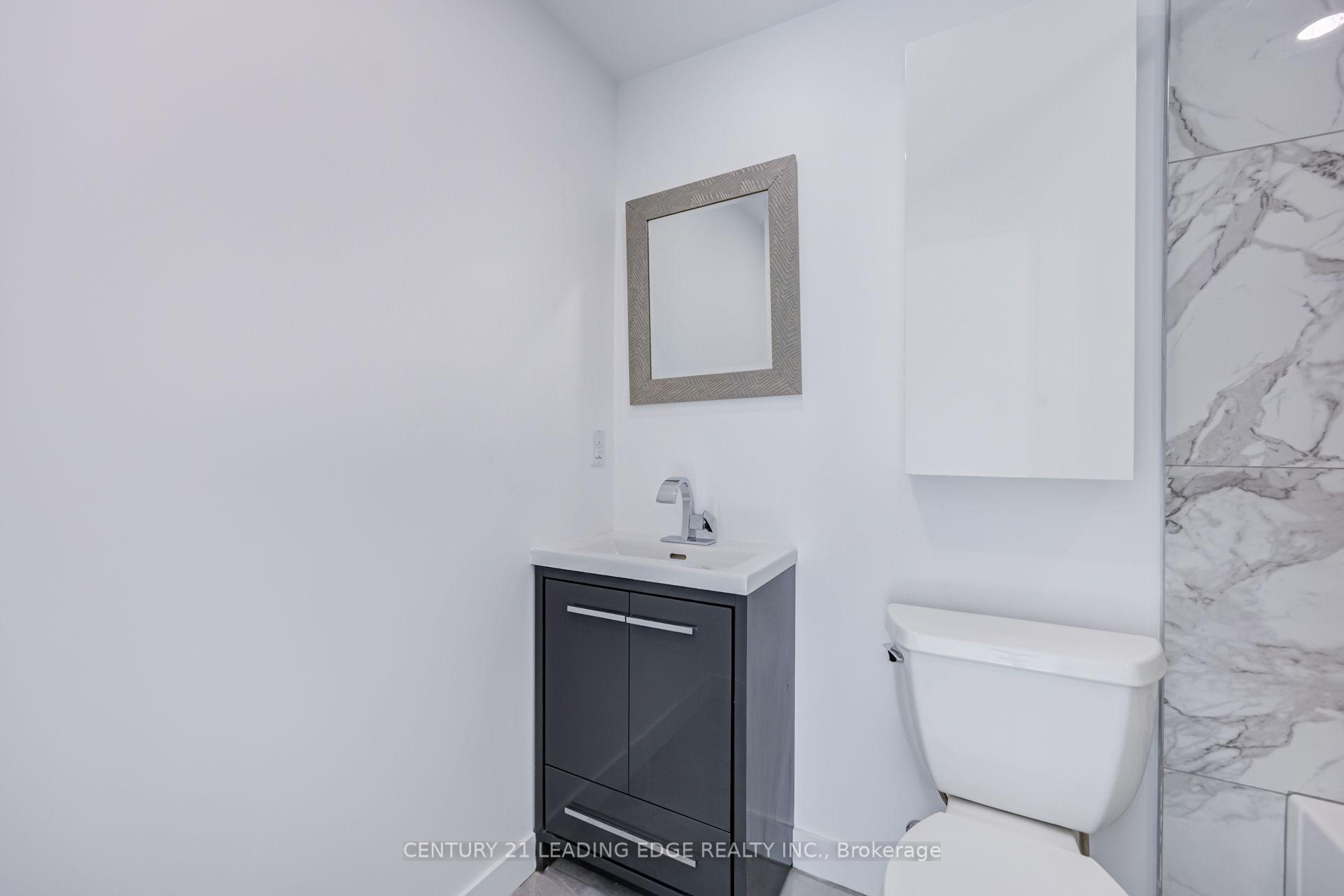 Photo 10 of Unit Unit B, 1375 Bathurst Street, Toronto, Casa Loma — HOMEH