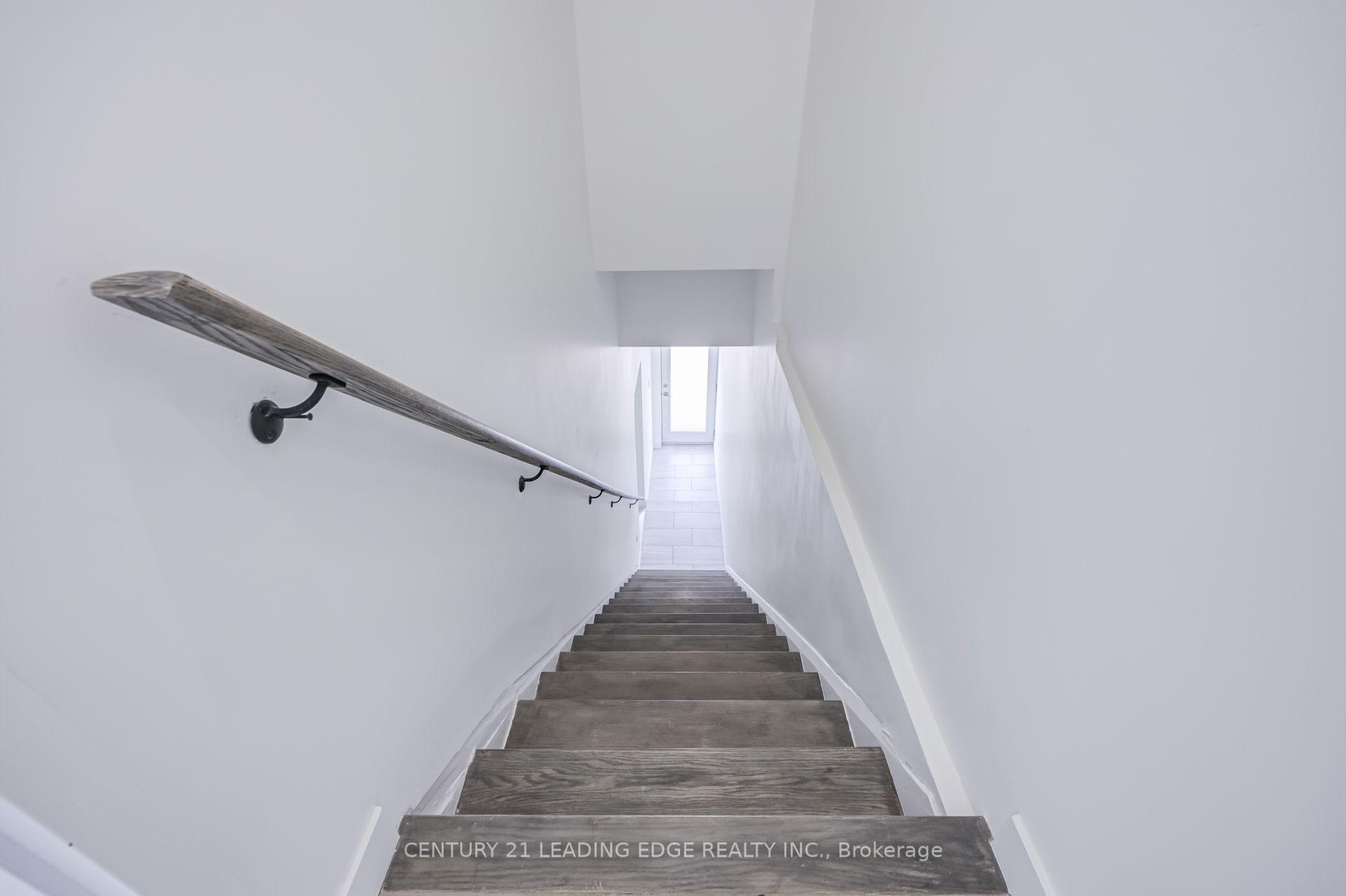 Photo 22 of Unit Unit B, 1375 Bathurst Street, Toronto, Casa Loma — HOMEH