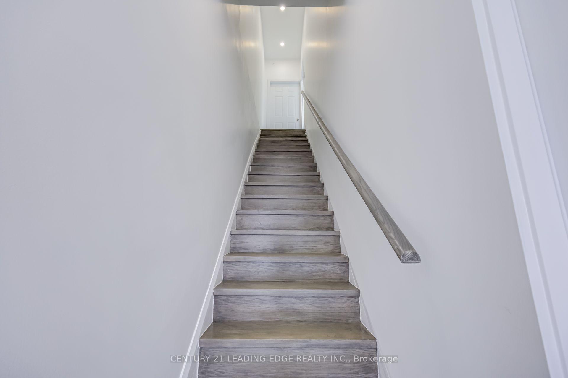 Photo 24 of Unit Unit B, 1375 Bathurst Street, Toronto, Casa Loma — HOMEH