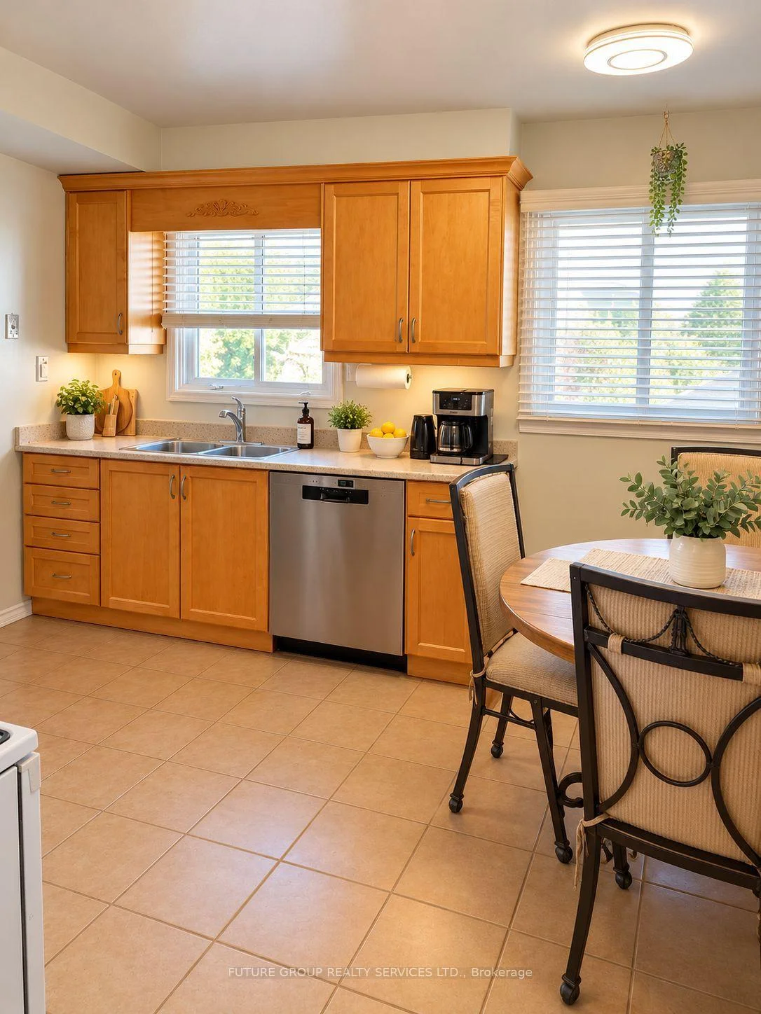Photo 5 of 2774 Bucklepost Crescent, Mississauga, Meadowvale — HOMEH