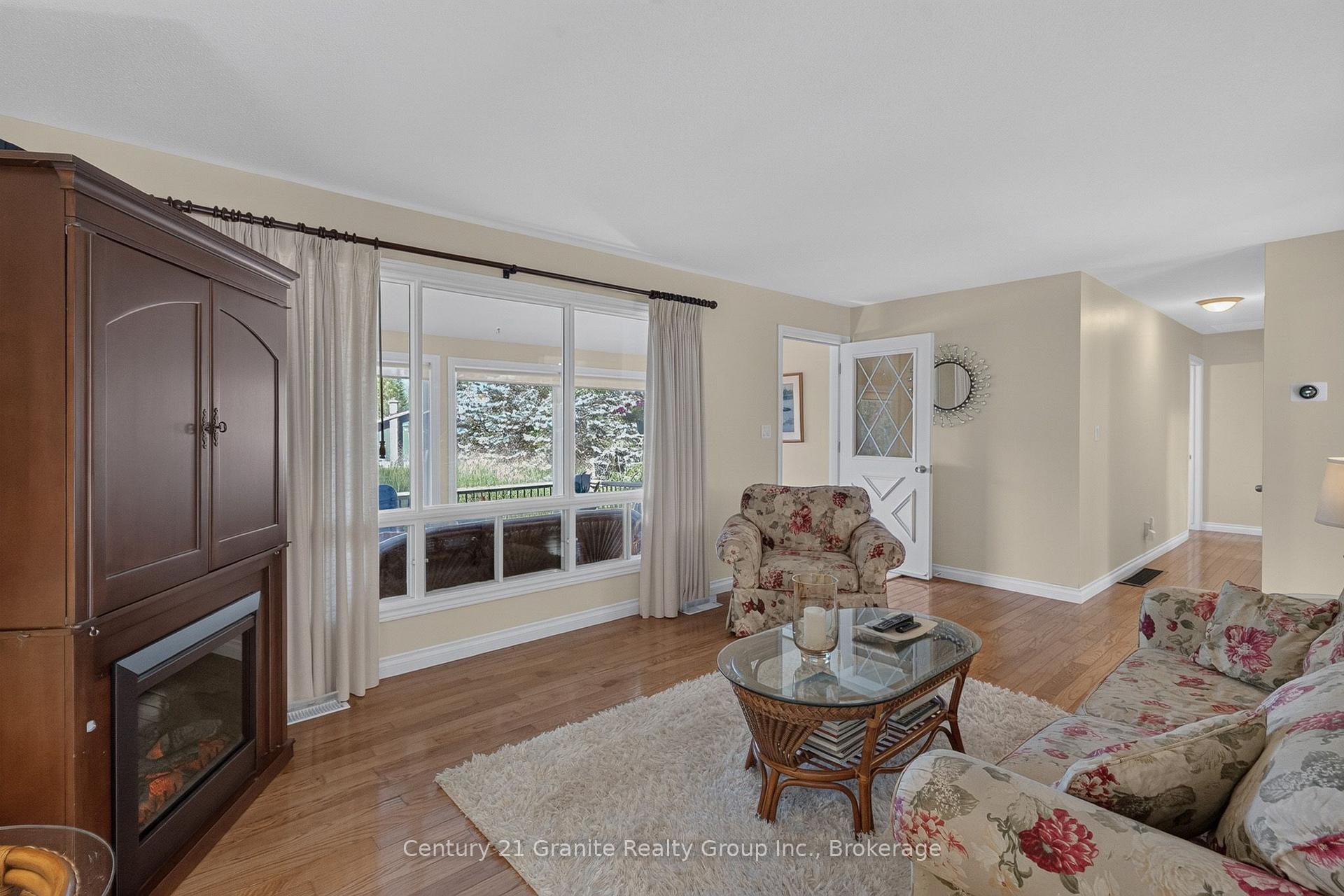 Photo 16 of 63 Harmony Road, Dysart et al, Dysart — HOMEH