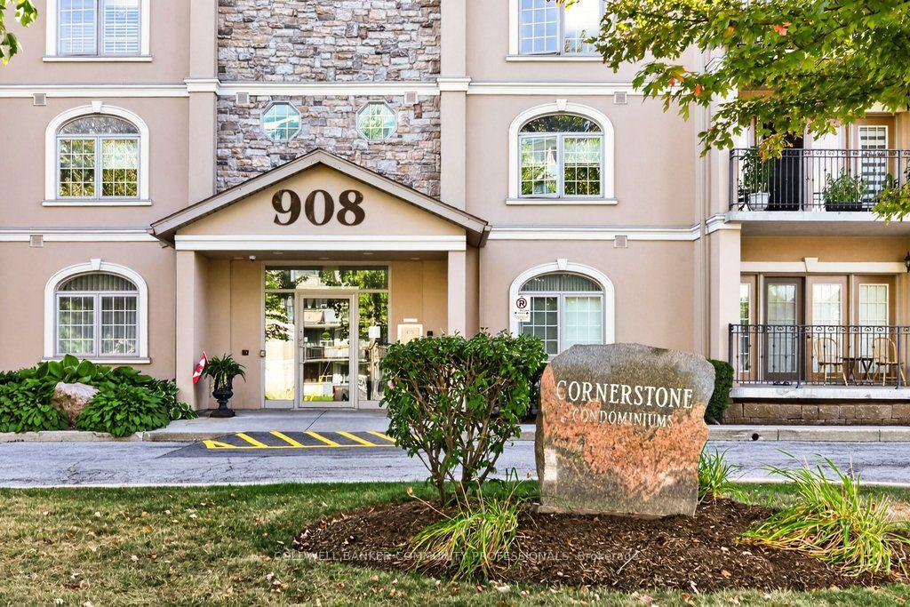 Photo 3 of Unit 5, 908 Mohawk Road E, Hamilton, Huntington — HOMEH