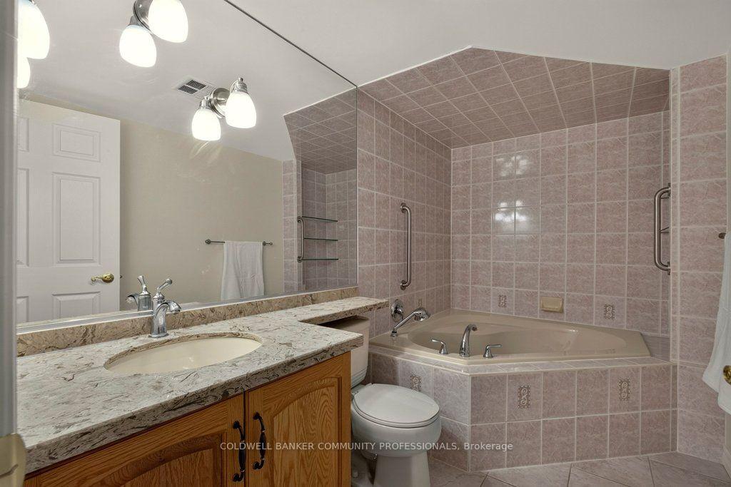 Photo 22 of Unit 5, 908 Mohawk Road E, Hamilton, Huntington — HOMEH