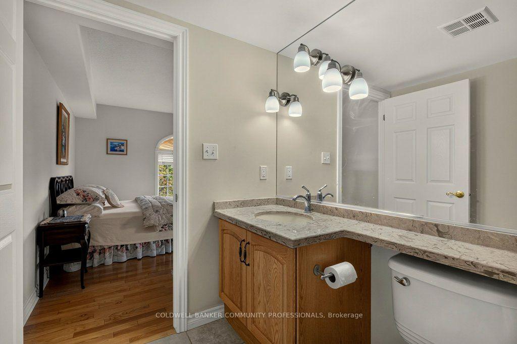 Photo 24 of Unit 5, 908 Mohawk Road E, Hamilton, Huntington — HOMEH