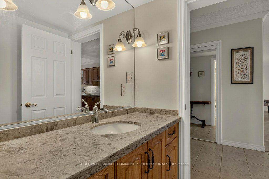 Photo 25 of Unit 5, 908 Mohawk Road E, Hamilton, Huntington — HOMEH