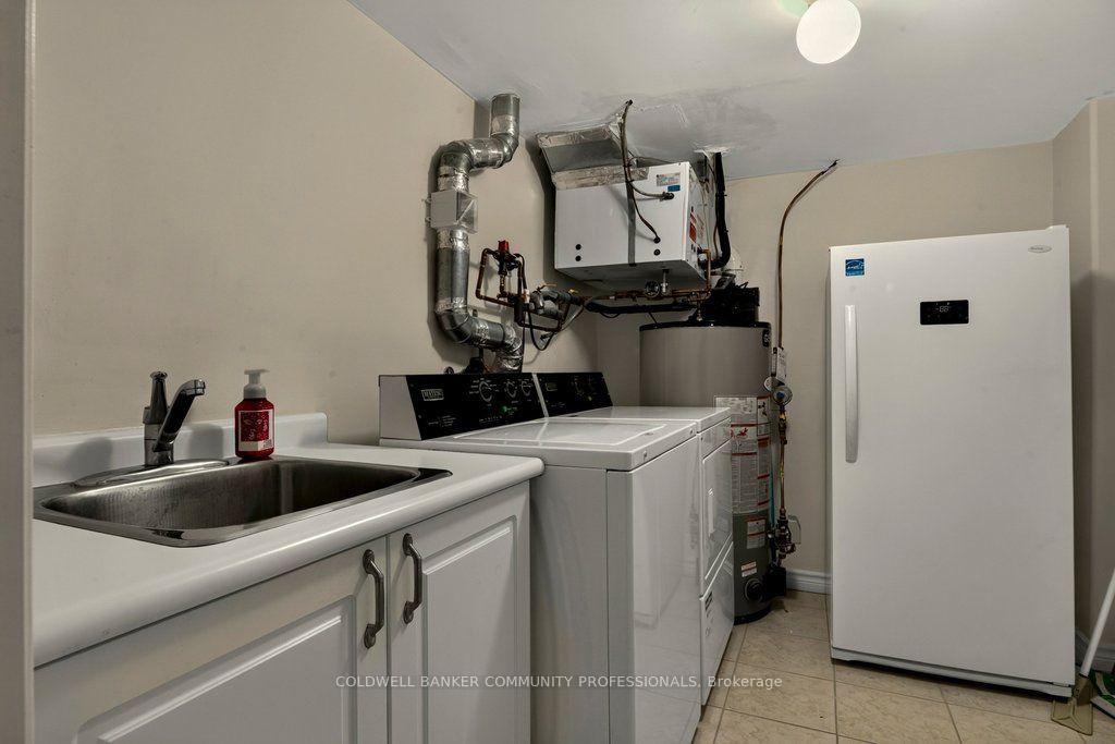 Photo 31 of Unit 5, 908 Mohawk Road E, Hamilton, Huntington — HOMEH