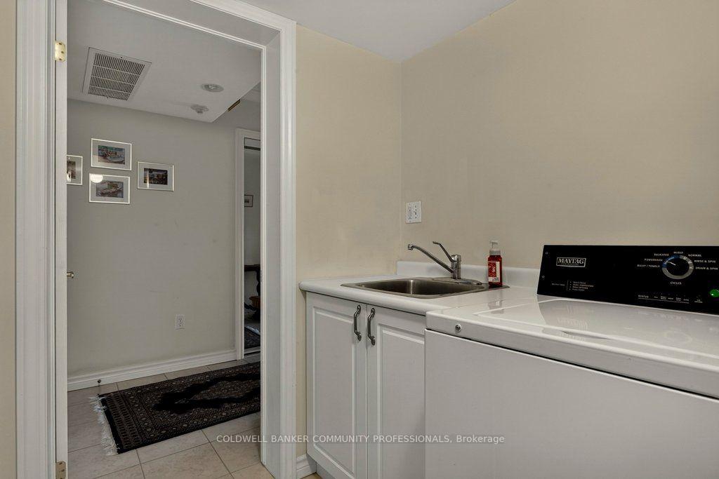 Photo 32 of Unit 5, 908 Mohawk Road E, Hamilton, Huntington — HOMEH