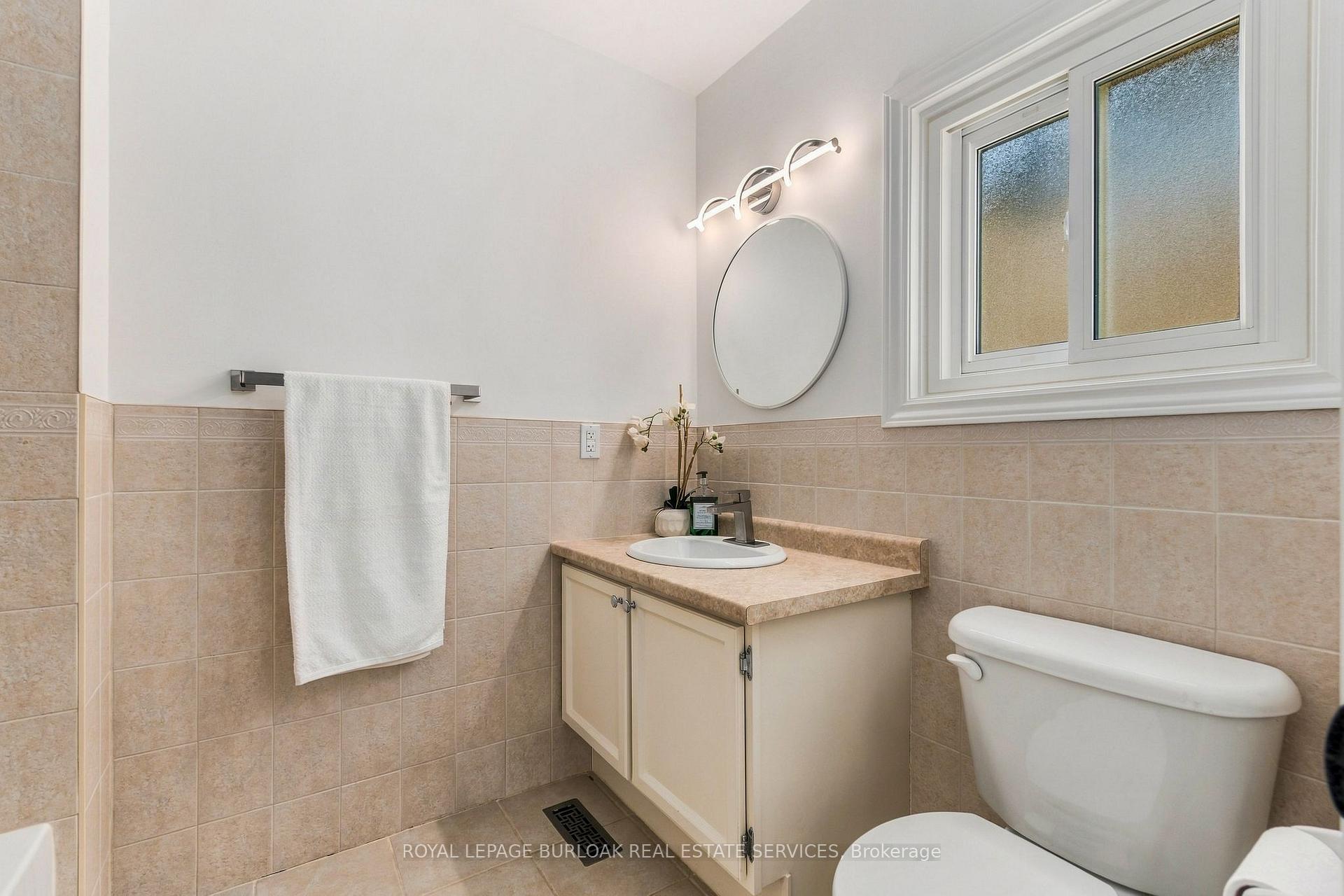 Photo 24 of 2161 Devlin Drive, Burlington, Brant Hills — HOMEH
