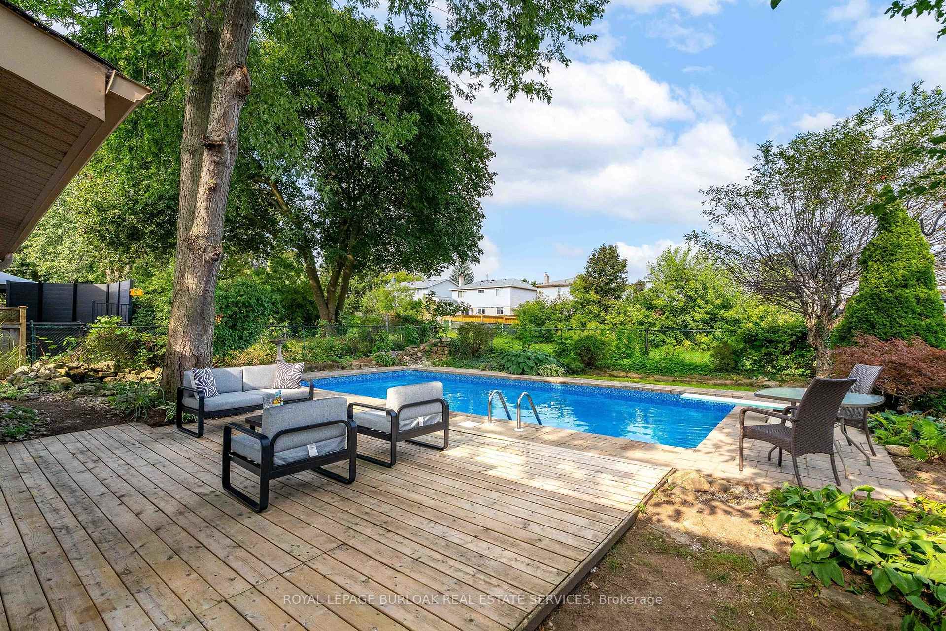 Photo 32 of 2161 Devlin Drive, Burlington, Brant Hills — HOMEH