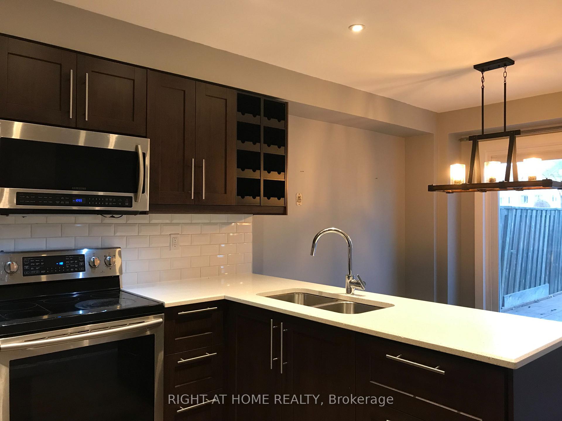 Photo 29 of 455 Levanna Lane, Oakville, River Oaks — HOMEH
