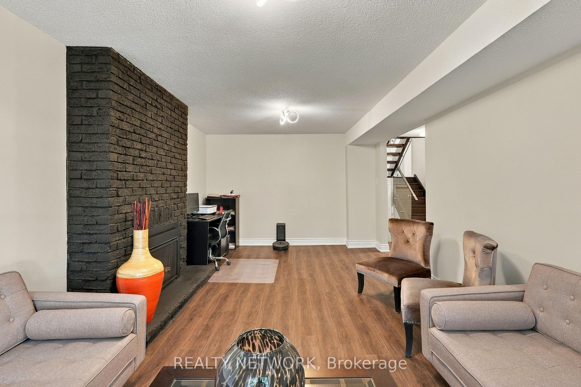 Photo 30 of 2390 Sinclair Circle, Burlington, Brant Hills — HOMEH