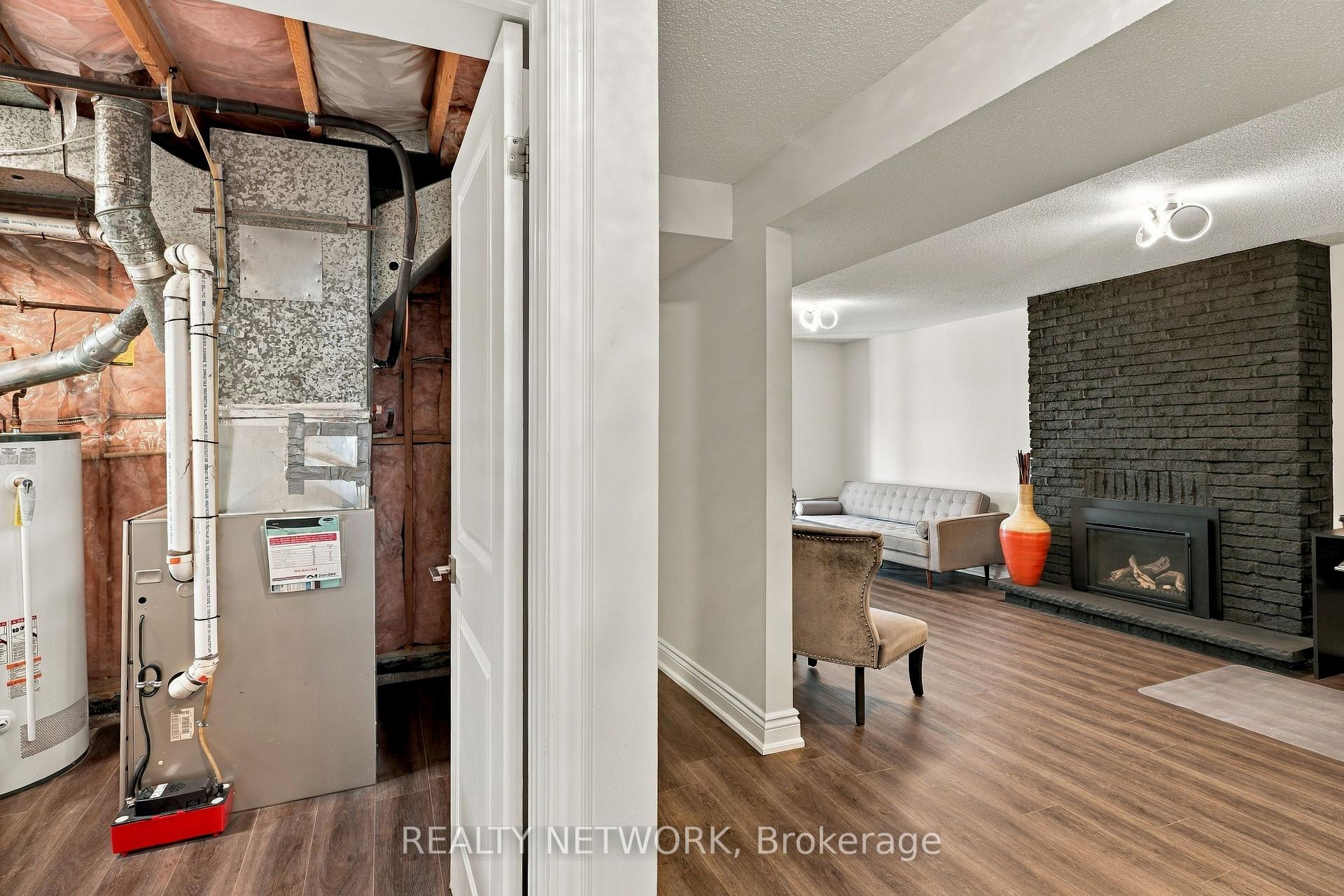 Photo 32 of 2390 Sinclair Circle, Burlington, Brant Hills — HOMEH