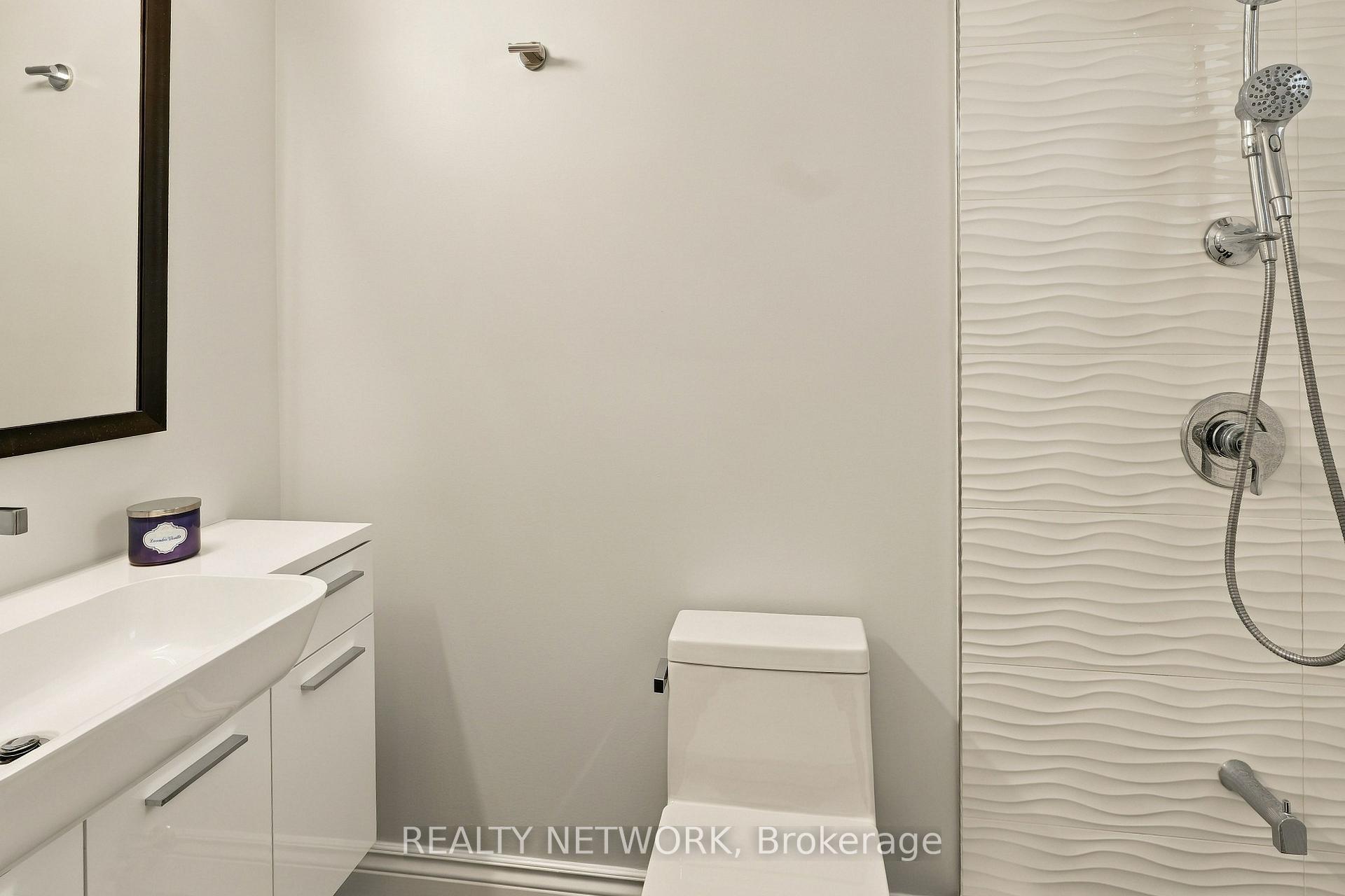 Photo 34 of 2390 Sinclair Circle, Burlington, Brant Hills — HOMEH