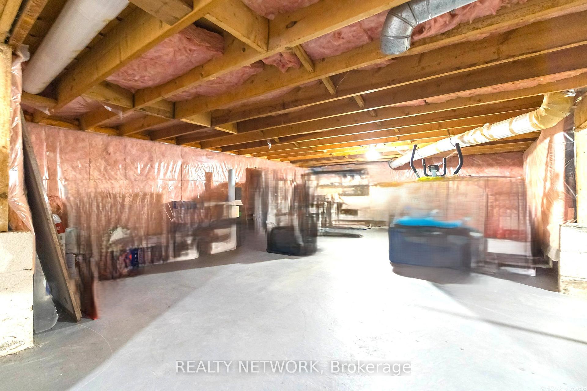 Photo 39 of 2390 Sinclair Circle, Burlington, Brant Hills — HOMEH