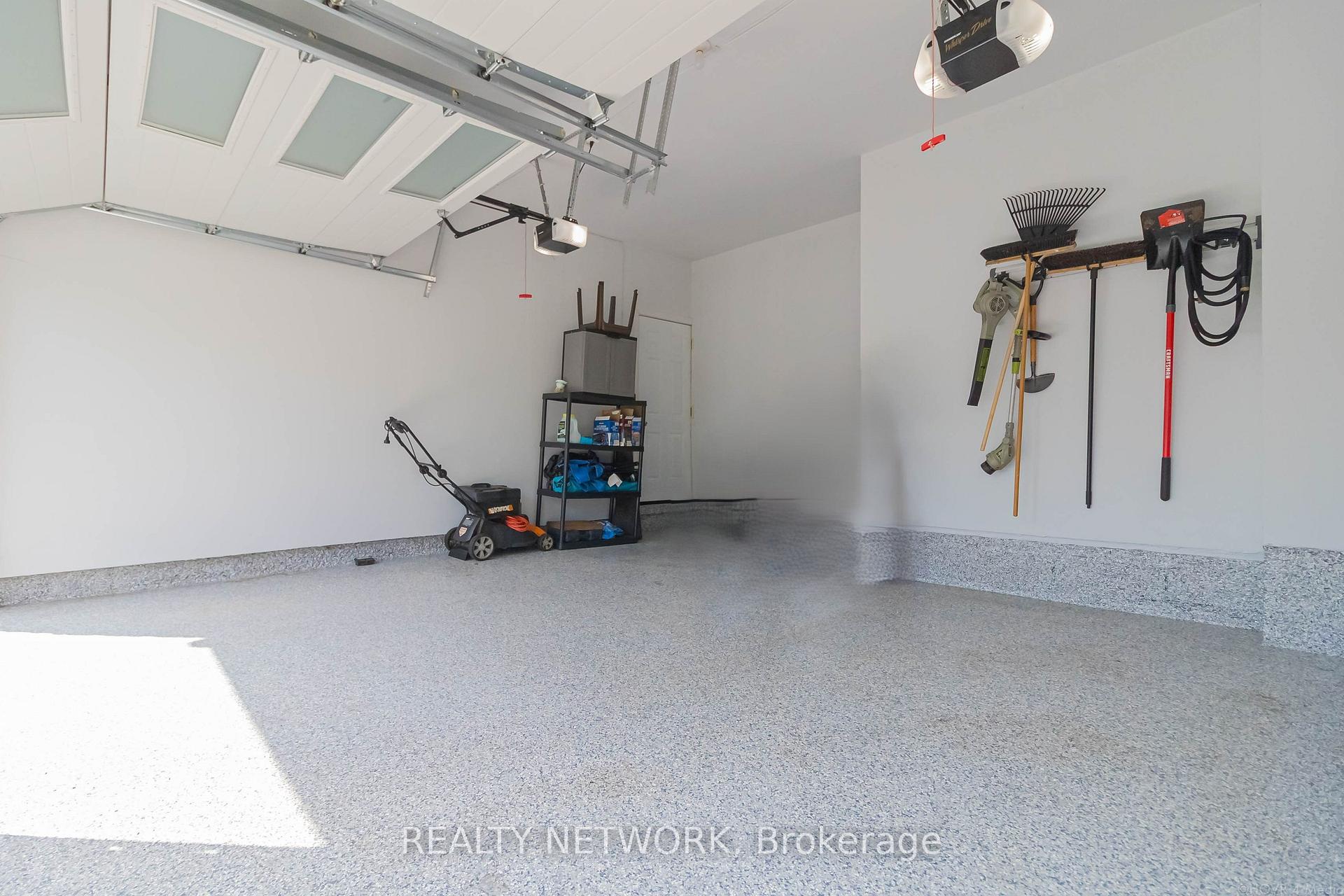 Photo 48 of 2390 Sinclair Circle, Burlington, Brant Hills — HOMEH