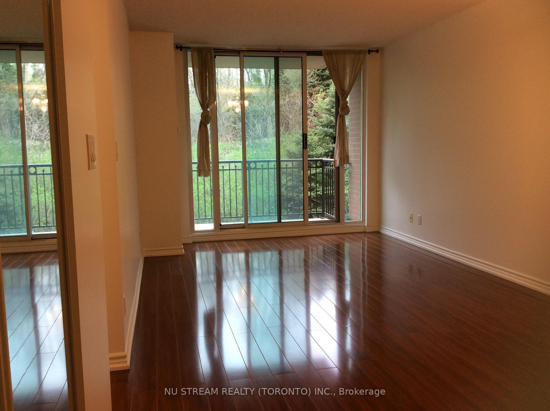 Photo 2 of Unit 315, 28 William carson Crescent, North York, St. Andrew-Windfields — HOMEH