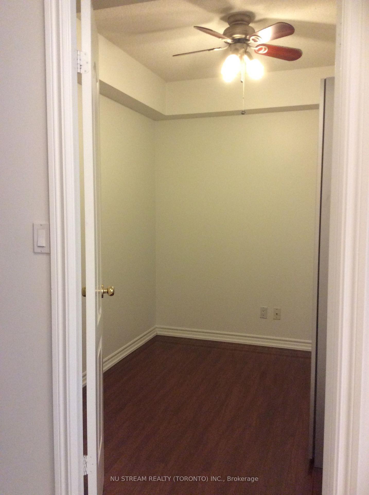 Photo 4 of Unit 315, 28 William carson Crescent, North York, St. Andrew-Windfields — HOMEH