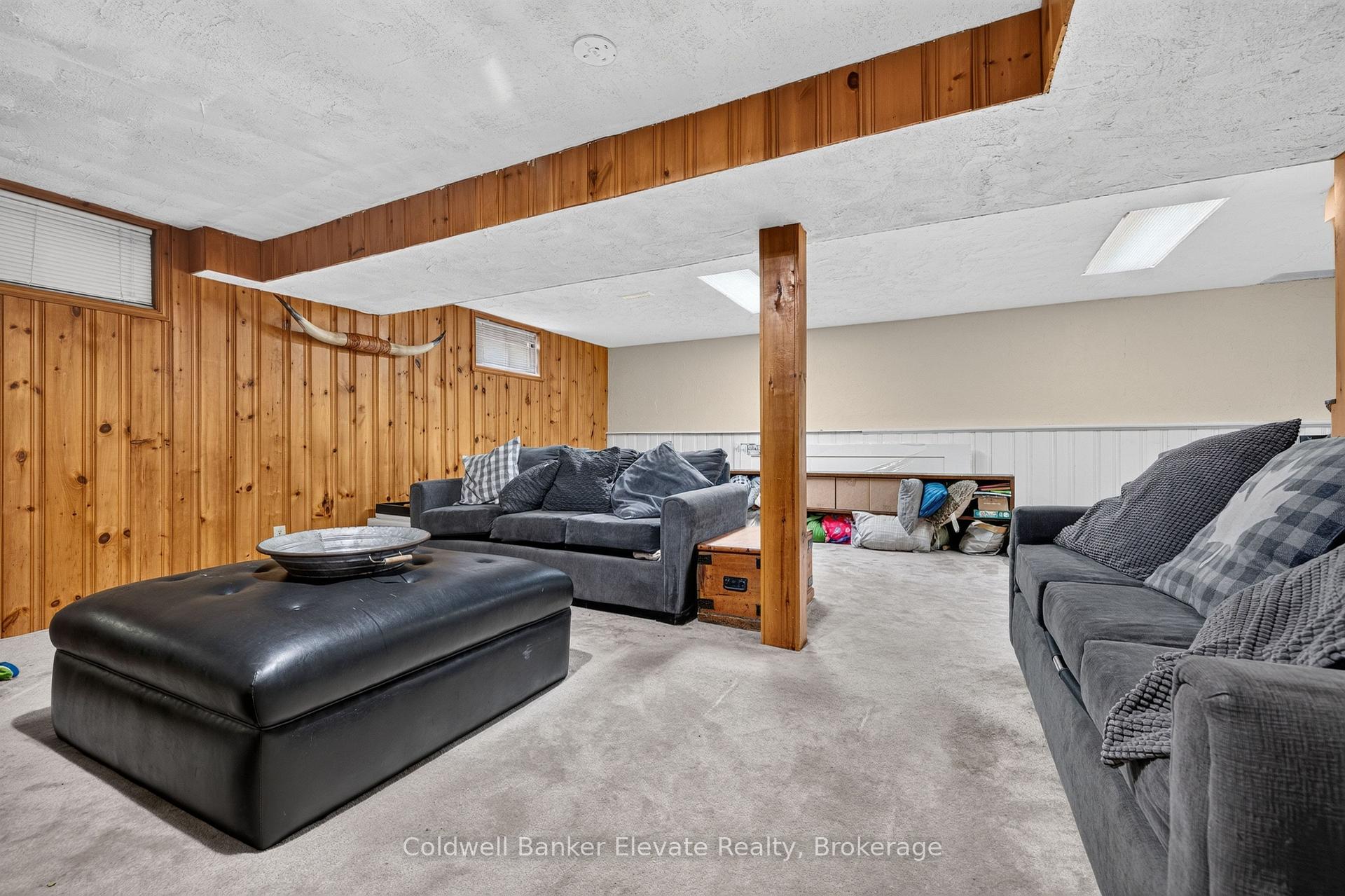 Photo 32 of 32 Chelvin Drive, Halton Hills, Georgetown — HOMEH