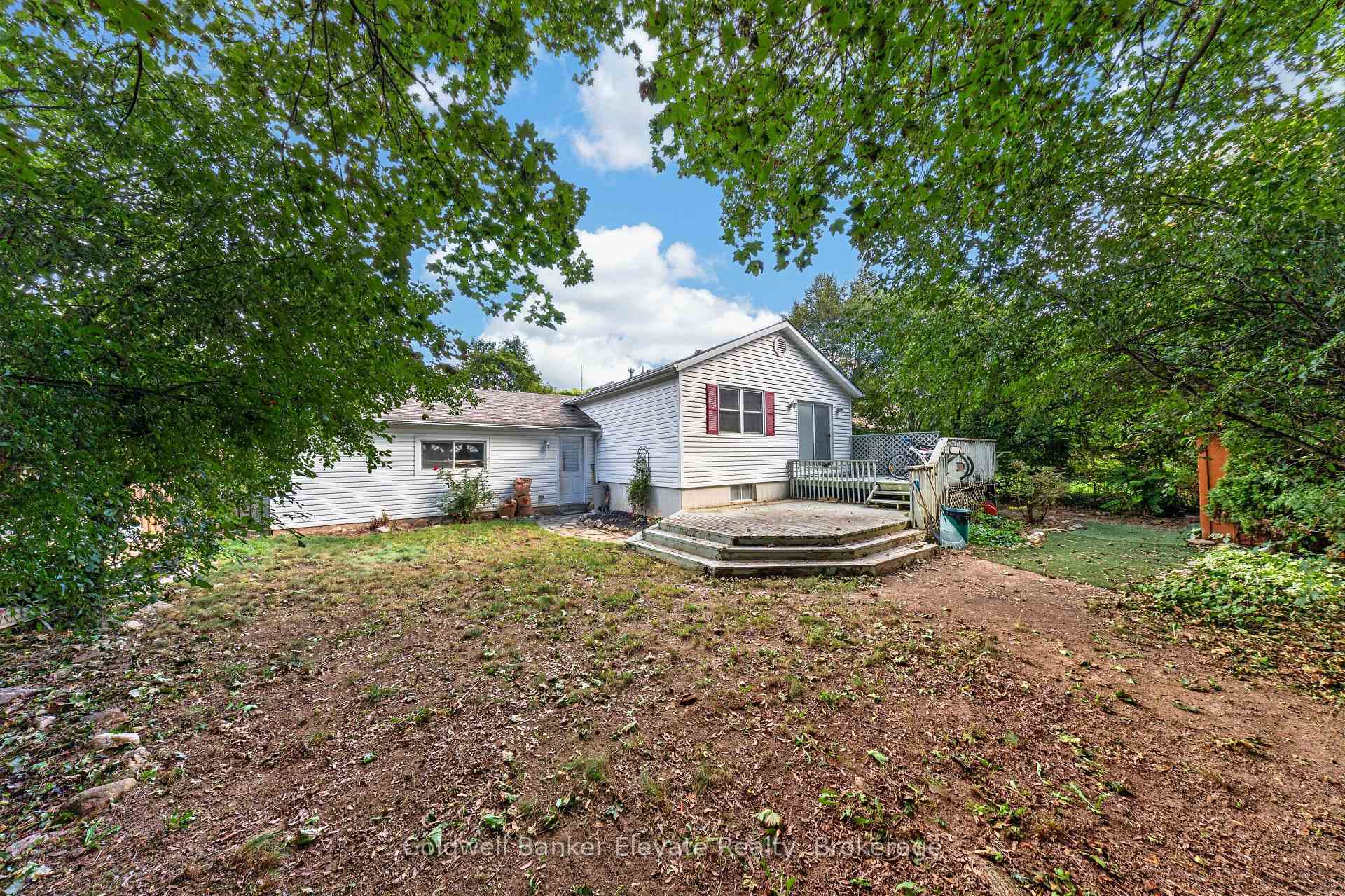 Photo 39 of 32 Chelvin Drive, Halton Hills, Georgetown — HOMEH