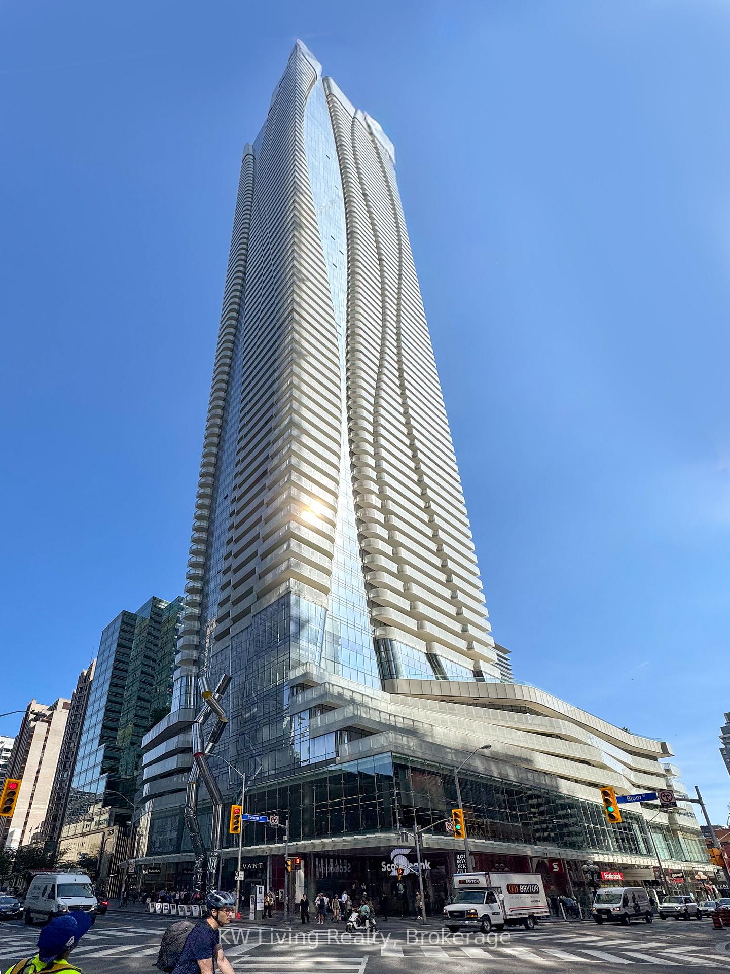 Photo 1 of Unit 6107, 1 Bloor Street E, Toronto, Church-Yonge Corridor — HOMEH