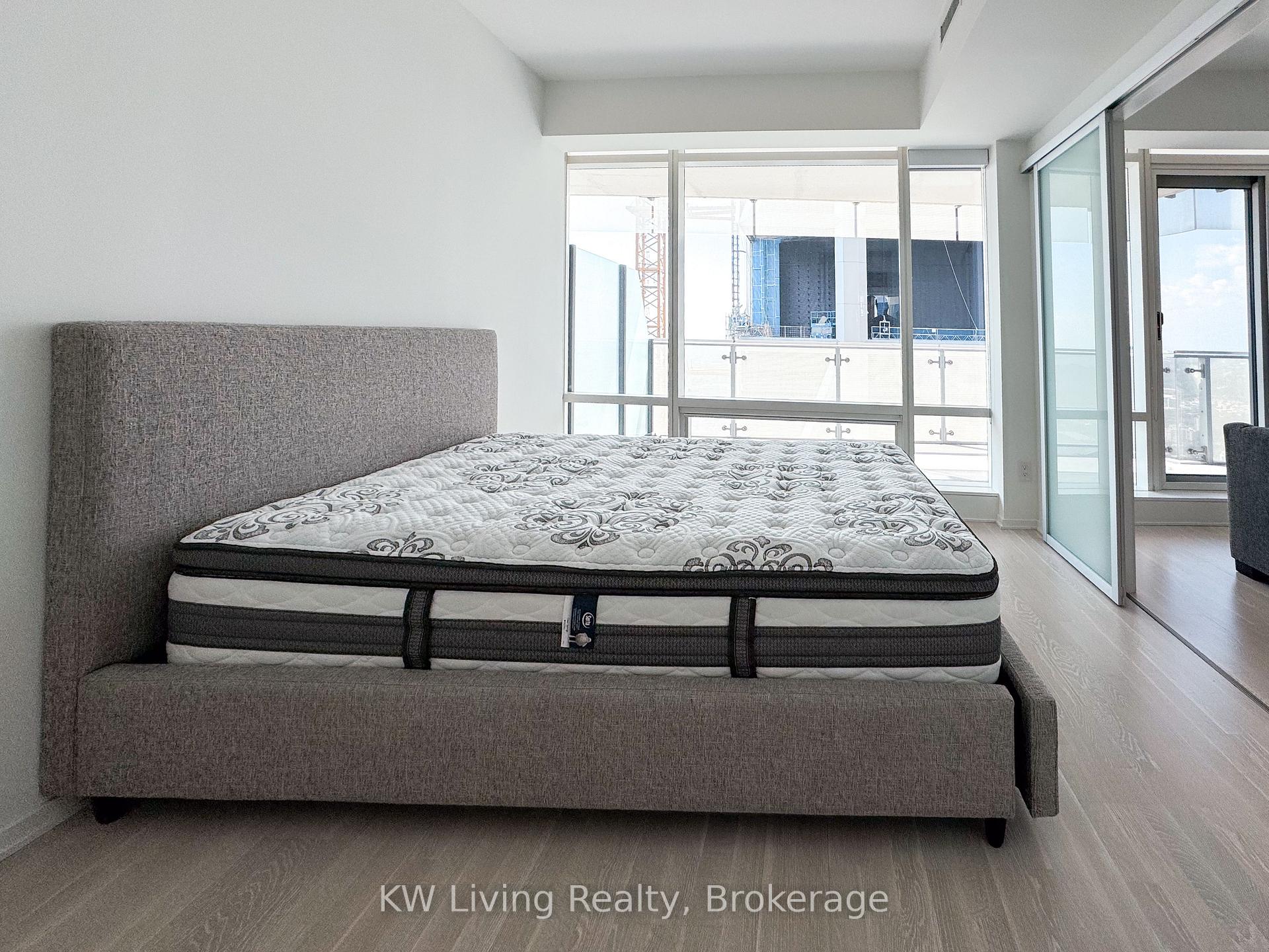 Photo 6 of Unit 6107, 1 Bloor Street E, Toronto, Church-Yonge Corridor — HOMEH
