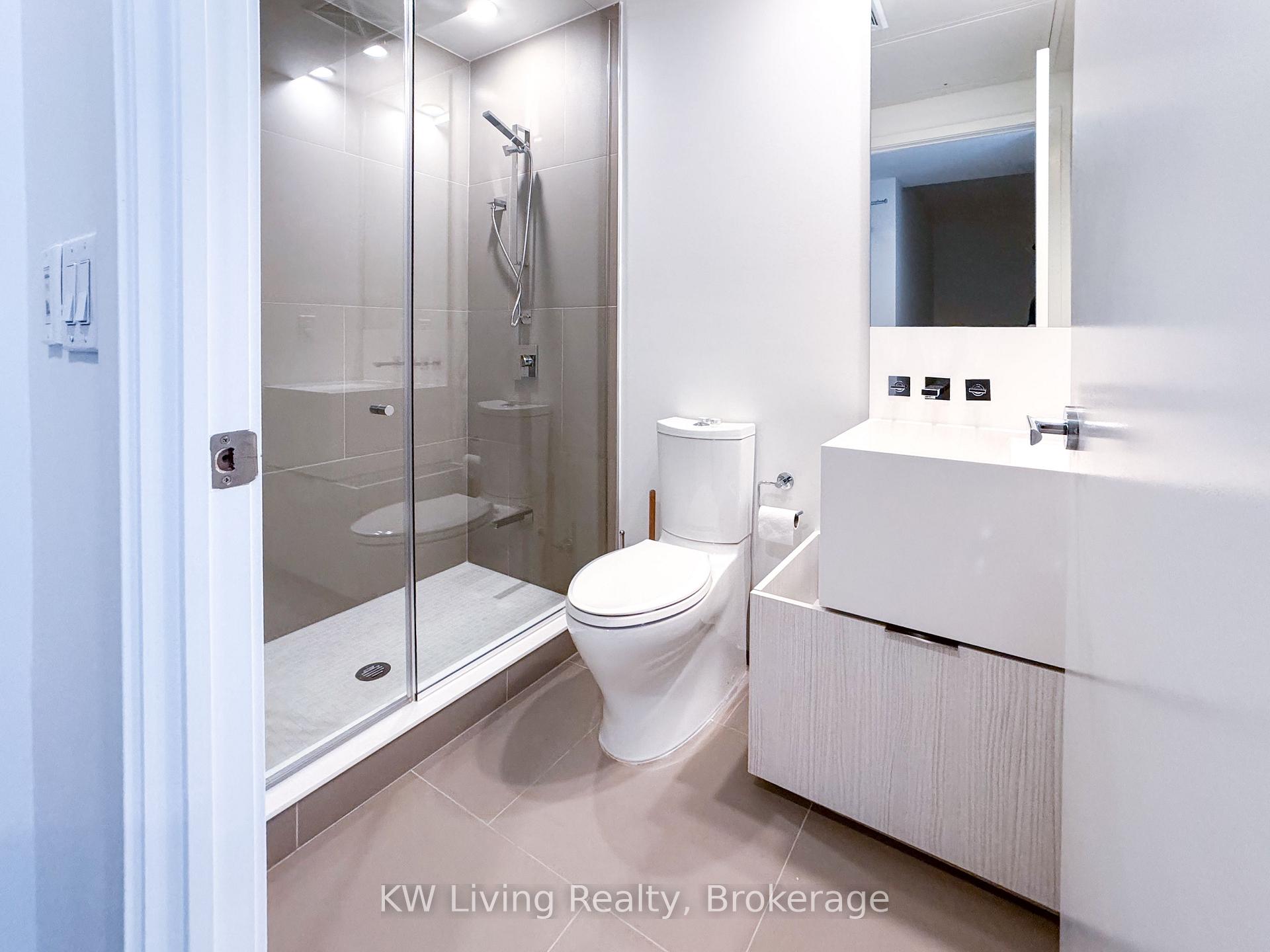 Photo 11 of Unit 6107, 1 Bloor Street E, Toronto, Church-Yonge Corridor — HOMEH