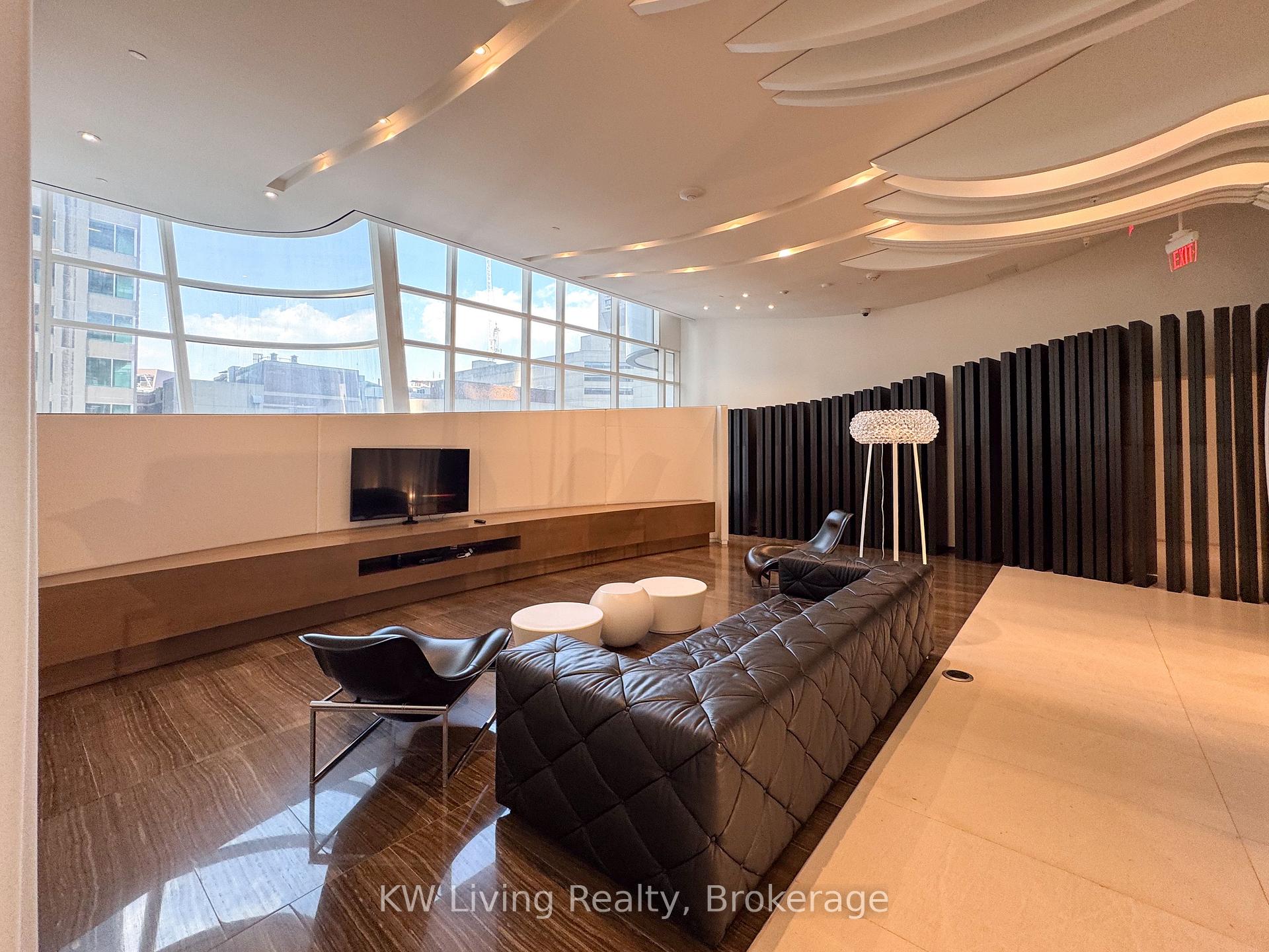 Photo 22 of Unit 6107, 1 Bloor Street E, Toronto, Church-Yonge Corridor — HOMEH