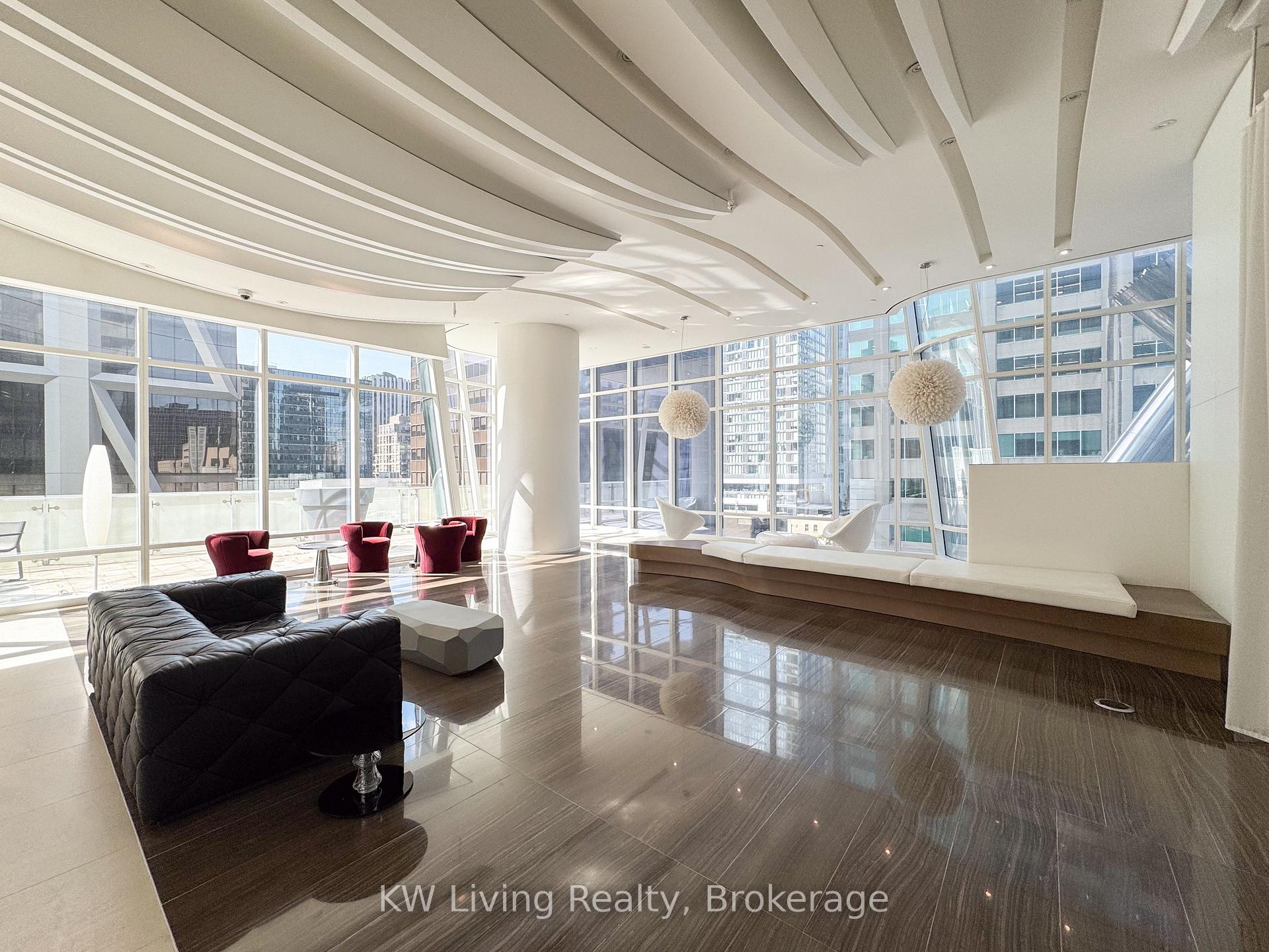 Photo 24 of Unit 6107, 1 Bloor Street E, Toronto, Church-Yonge Corridor — HOMEH