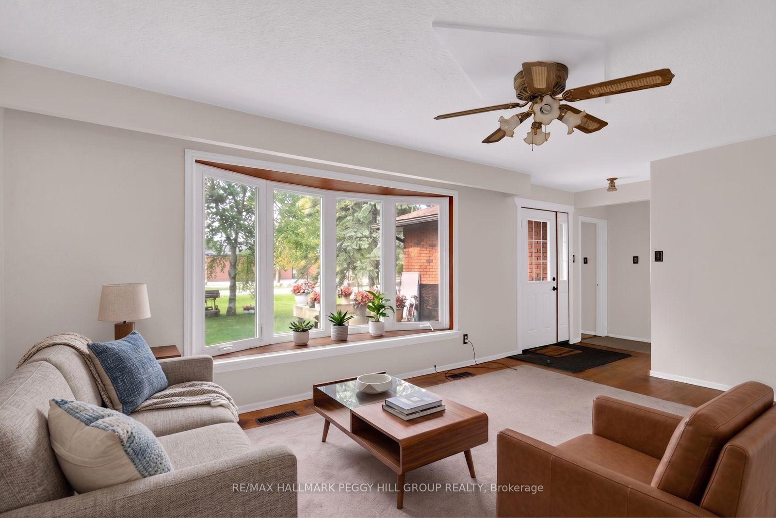 Photo 6 of 3 Maguire Avenue, Springwater, Minesing — HOMEH