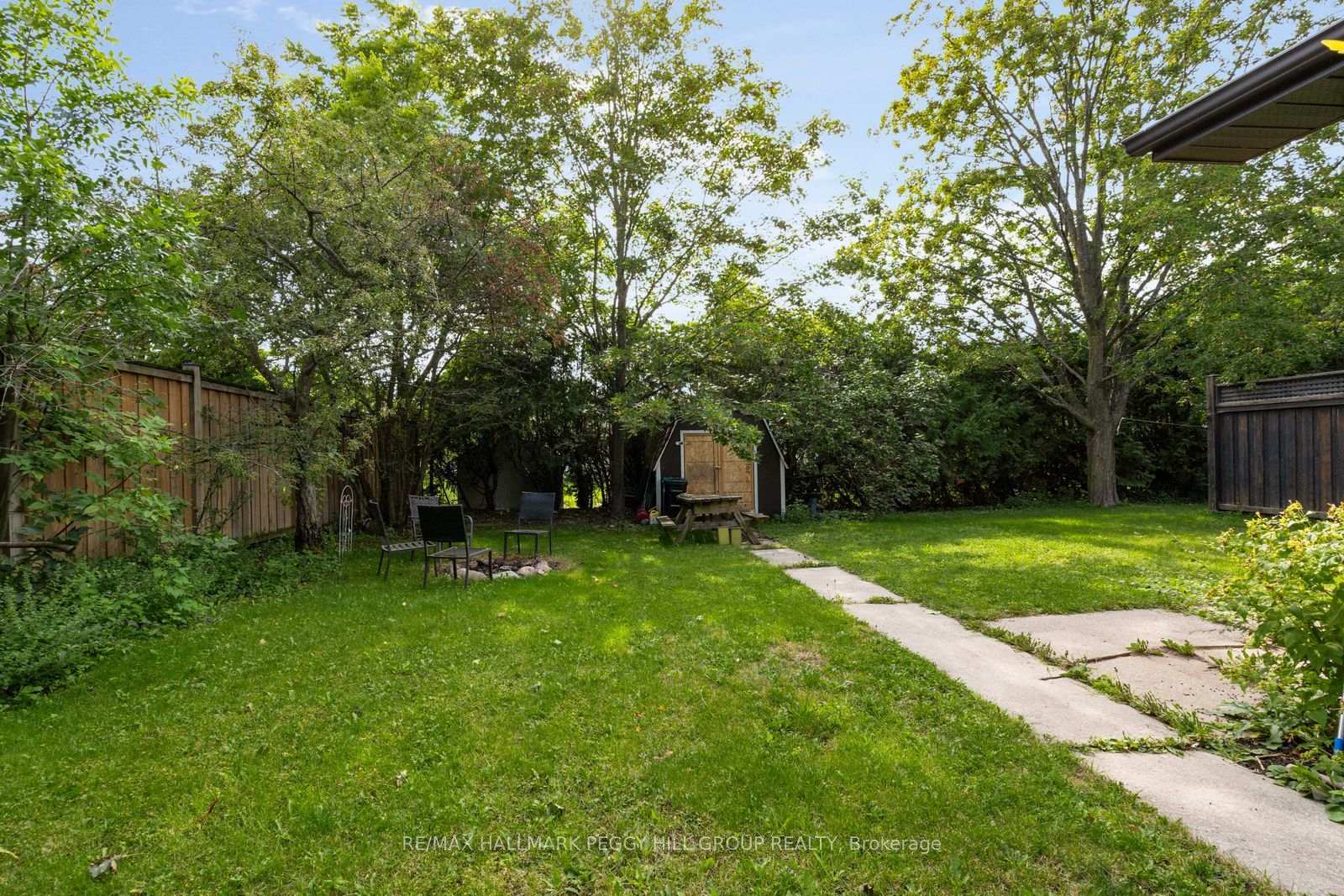 Photo 12 of 3 Maguire Avenue, Springwater, Minesing — HOMEH