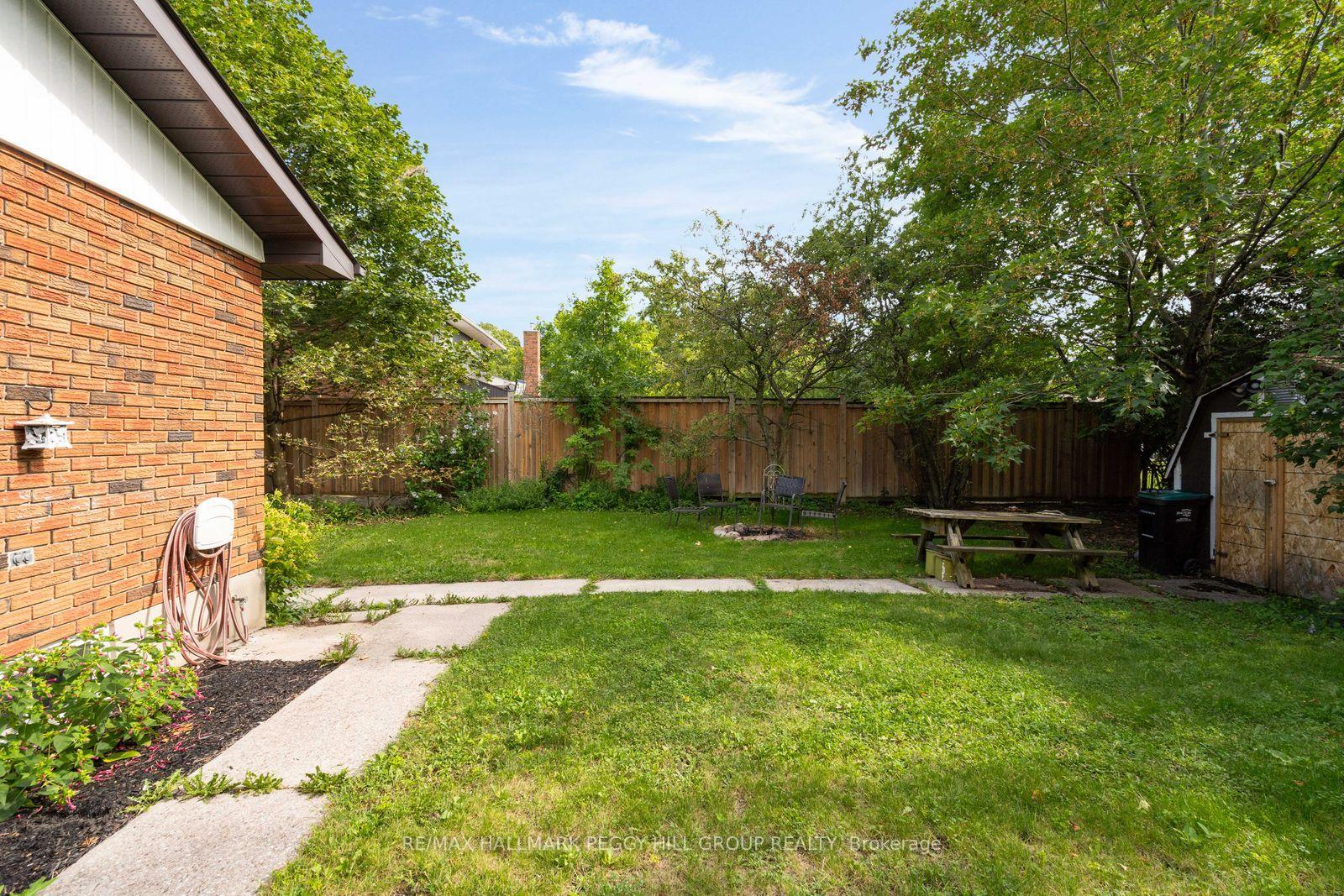 Photo 11 of 3 Maguire Avenue, Springwater, Minesing — HOMEH