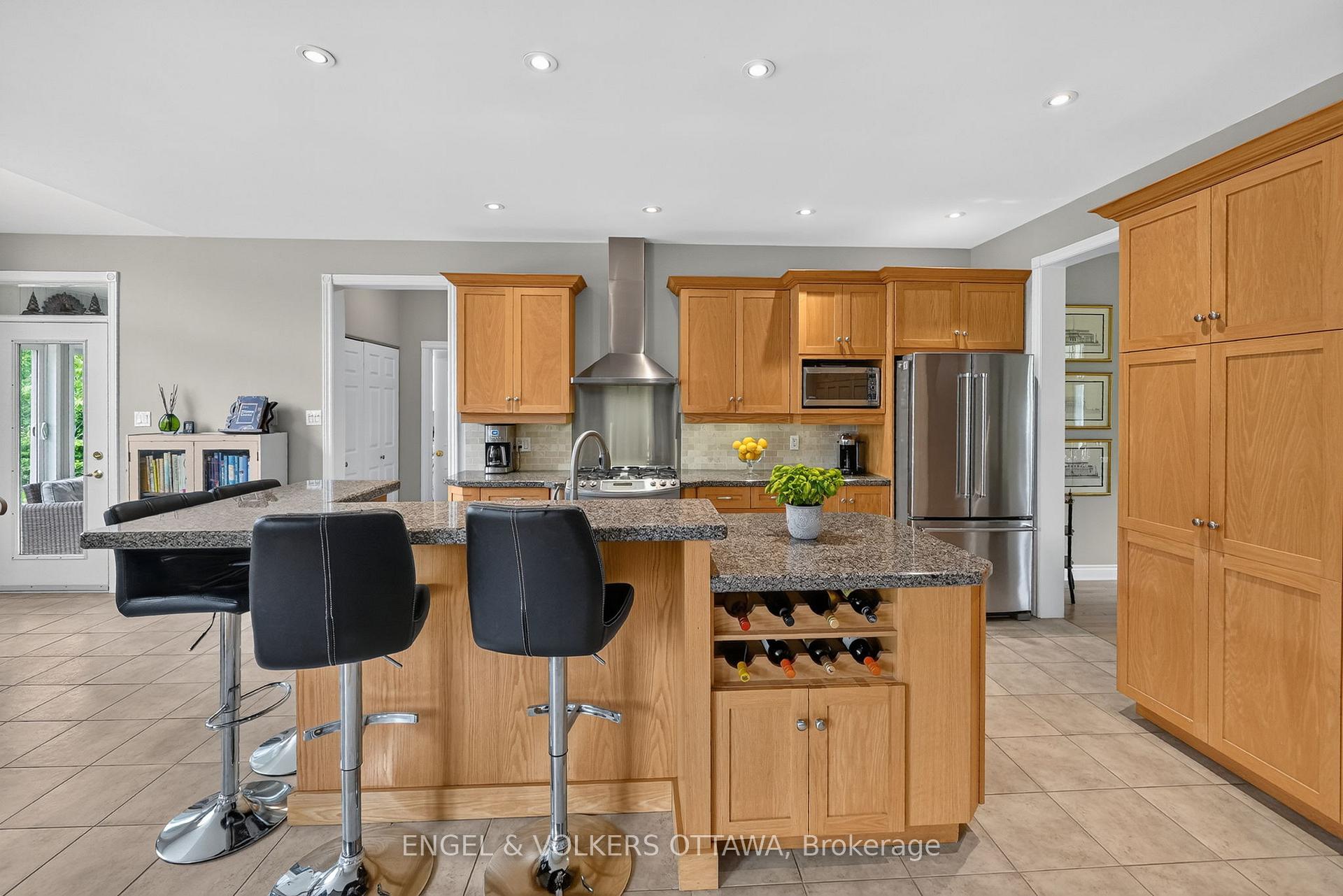 Photo 12 of 1599 Landel Drive, Ottawa, Kanata - Rural Kanata (Central) — HOMEH