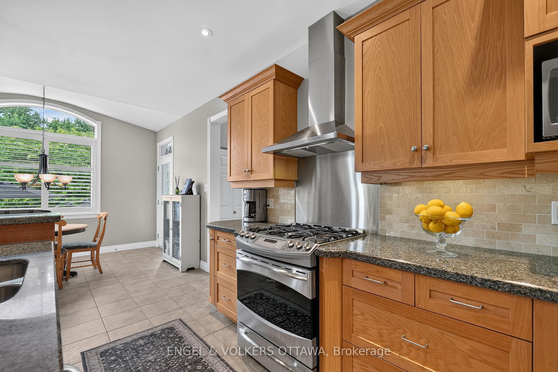 Photo 13 of 1599 Landel Drive, Ottawa, Kanata - Rural Kanata (Central) — HOMEH