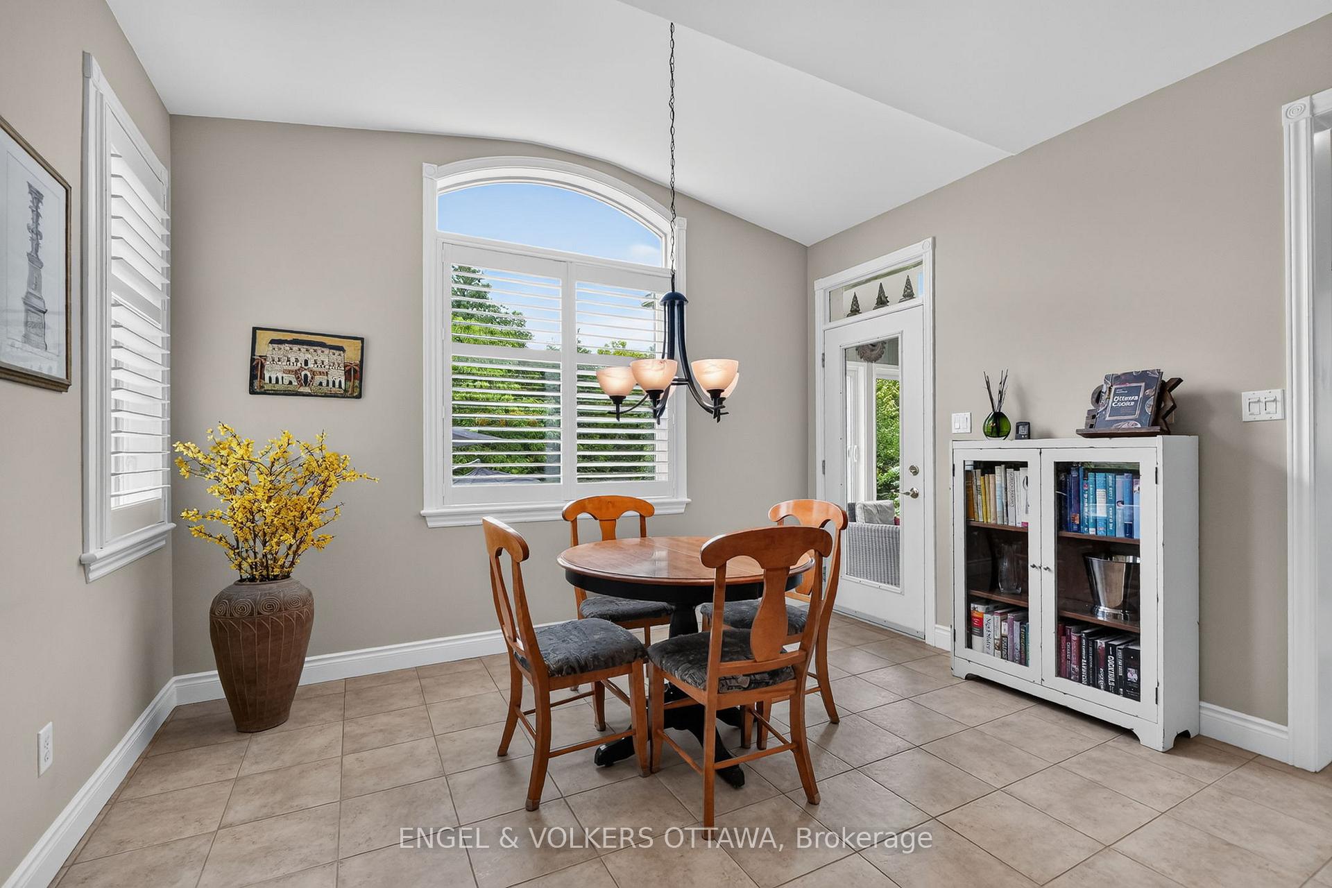 Photo 17 of 1599 Landel Drive, Ottawa, Kanata - Rural Kanata (Central) — HOMEH