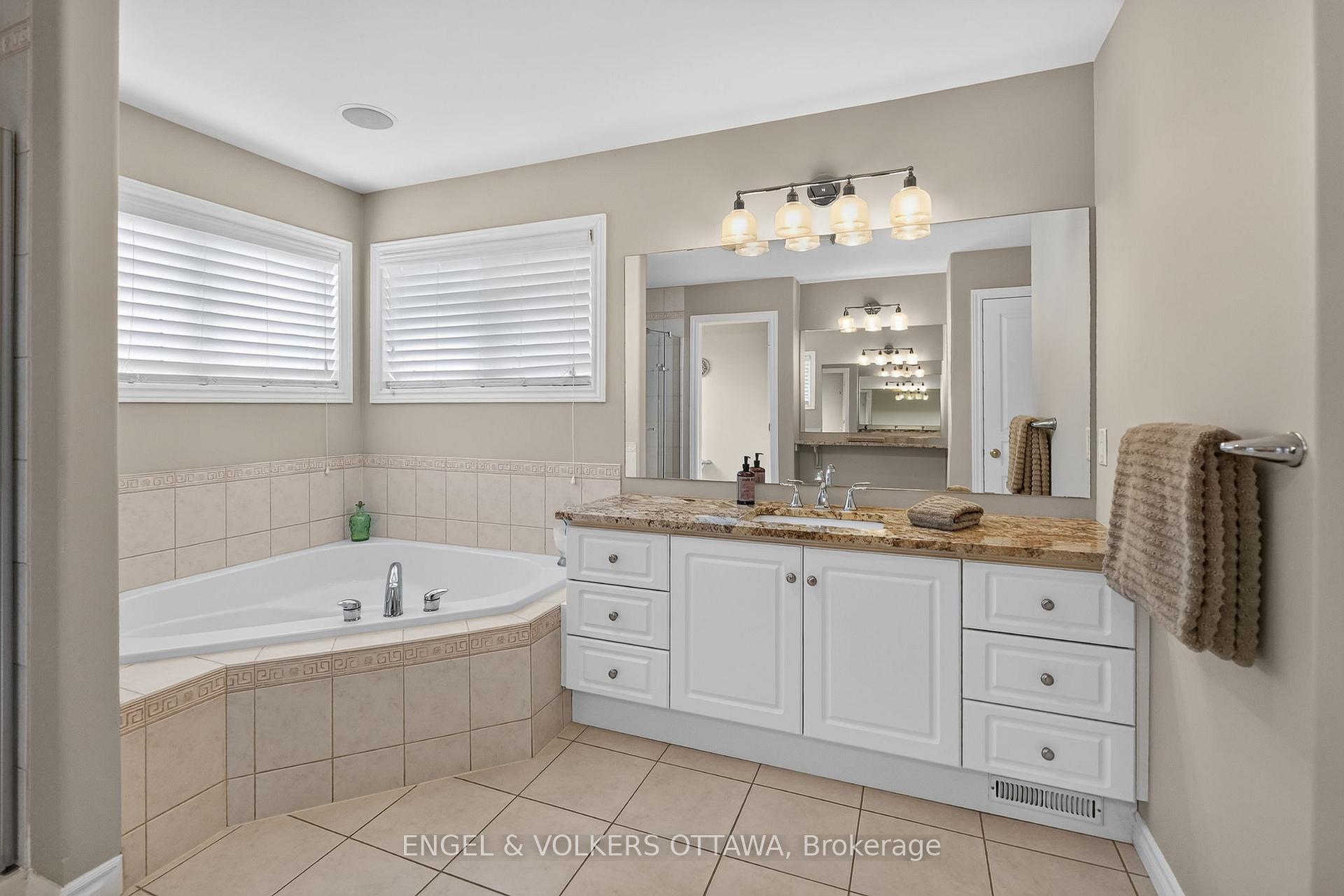 Photo 24 of 1599 Landel Drive, Ottawa, Kanata - Rural Kanata (Central) — HOMEH