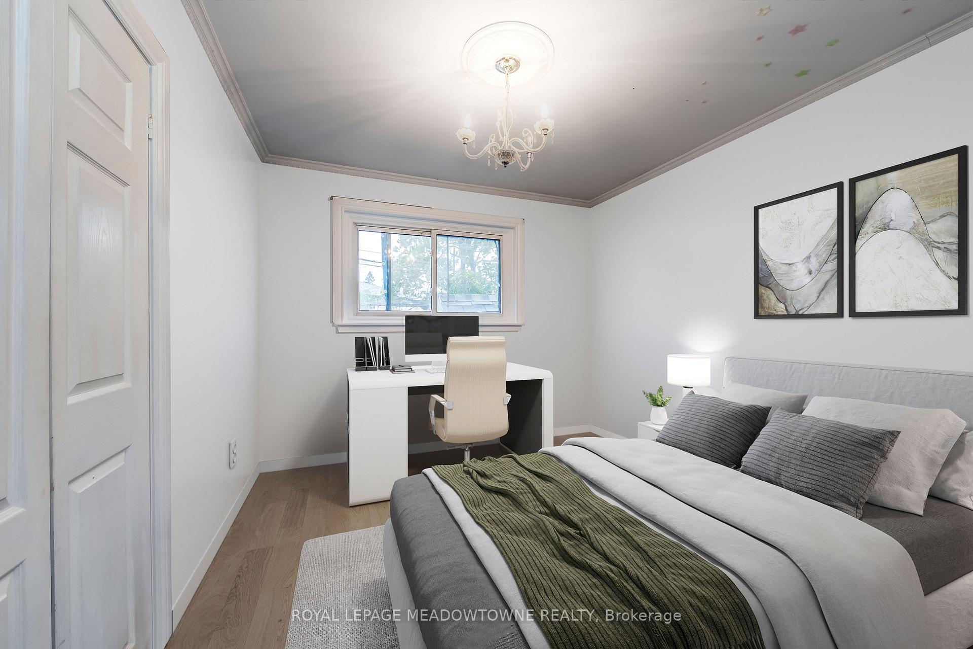 Photo 7 of 8 Midhurst Drive, Etobicoke, West Humber-Clairville — HOMEH