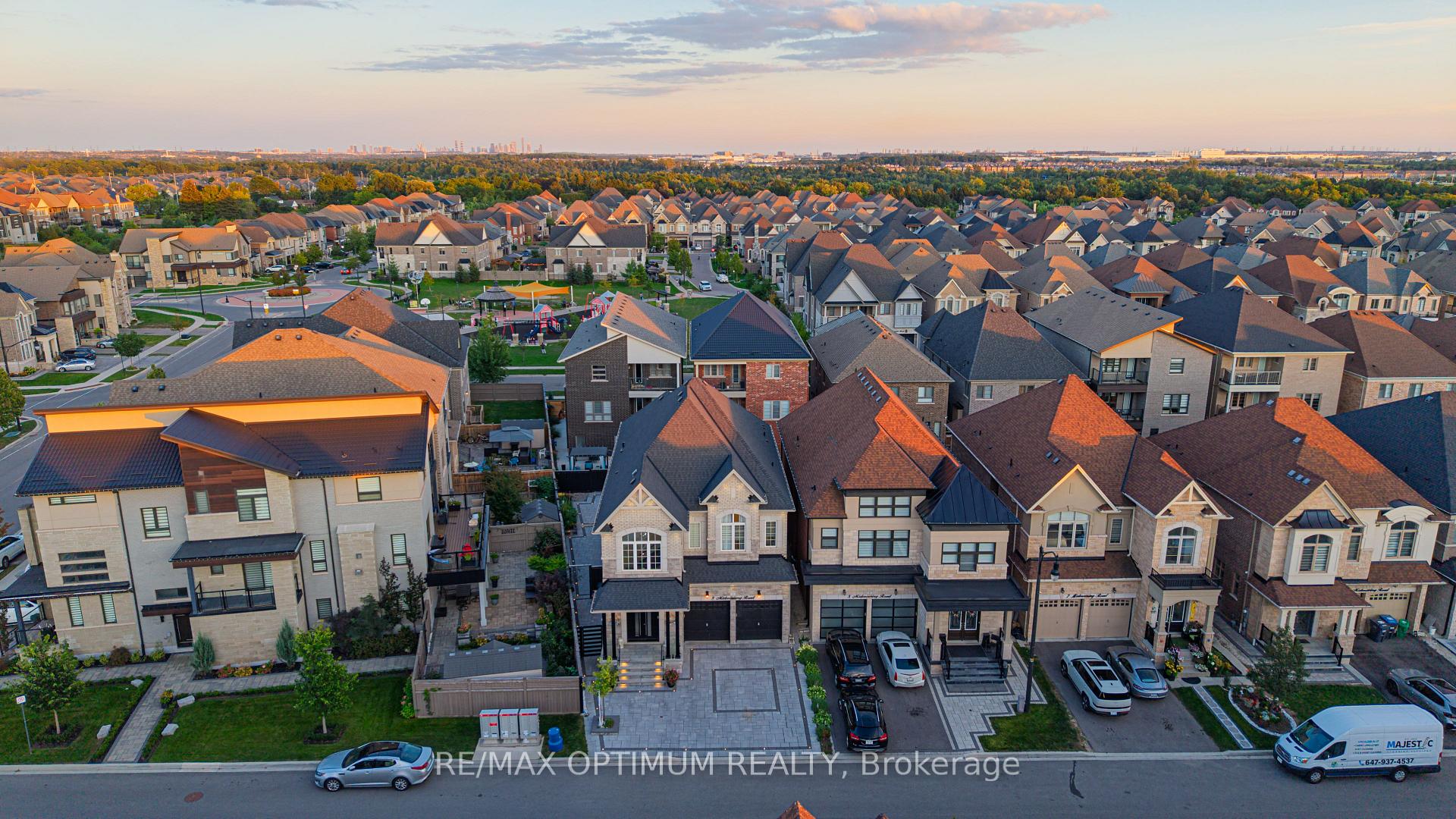 Photo 3 of 3 Midmorning Road, Brampton, Northwest Brampton — HOMEH