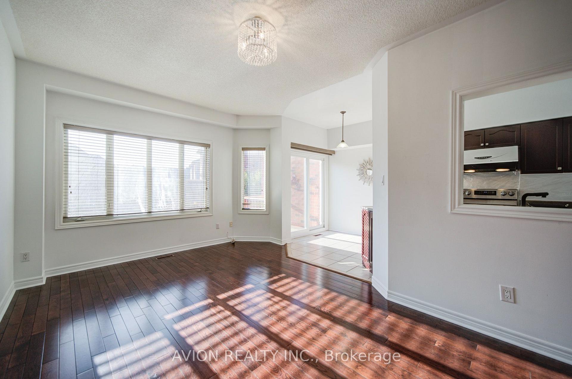 Photo 9 of 82 Kimono Crescent, Richmond Hill, Rouge Woods — HOMEH