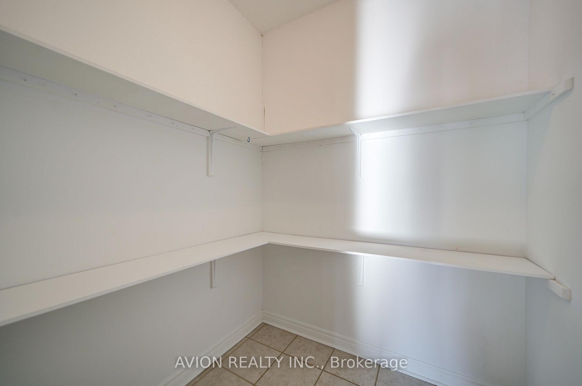 Photo 14 of 82 Kimono Crescent, Richmond Hill, Rouge Woods — HOMEH