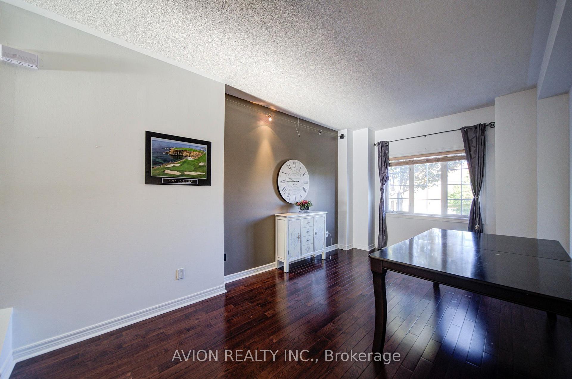 Photo 16 of 82 Kimono Crescent, Richmond Hill, Rouge Woods — HOMEH